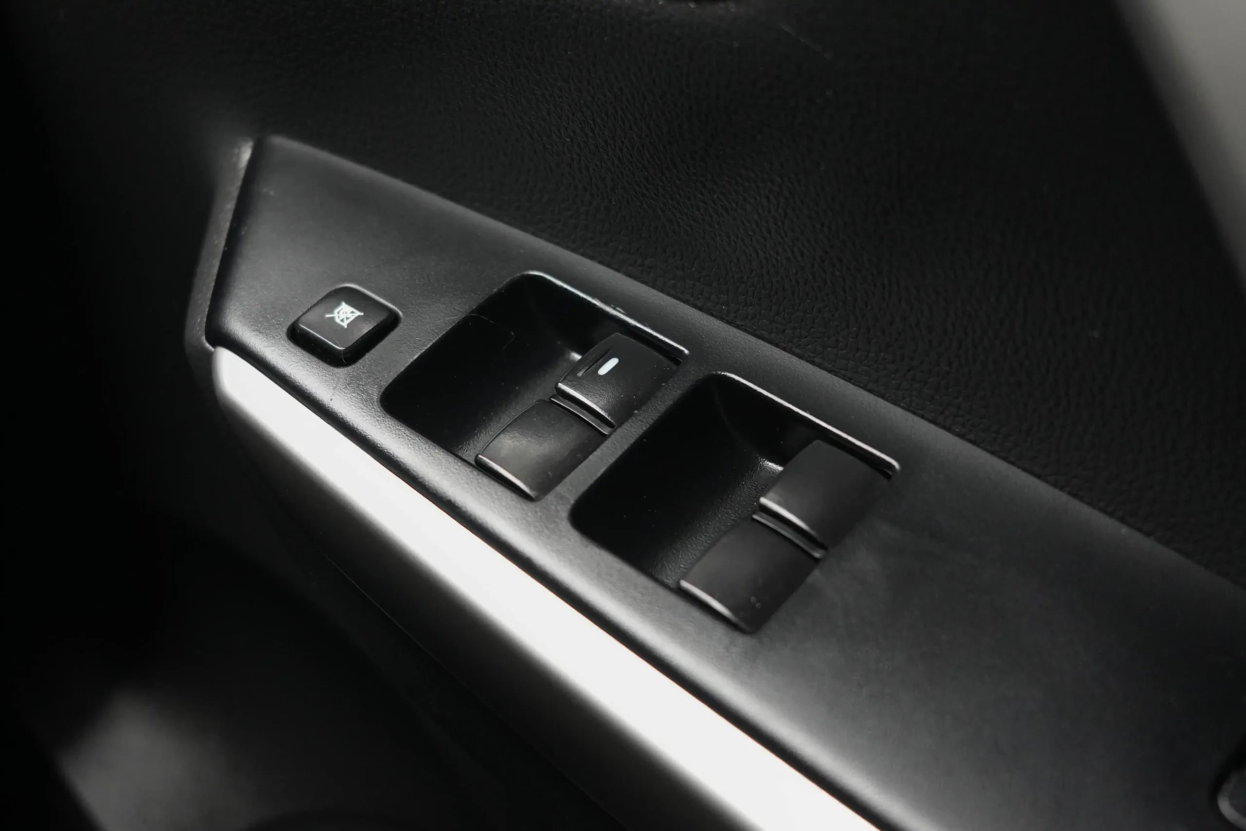2016 Mitsubishi PAJERO SPORT 2.4 (ปี 15-18) GT SUV #5กญ-5965 - Image 17