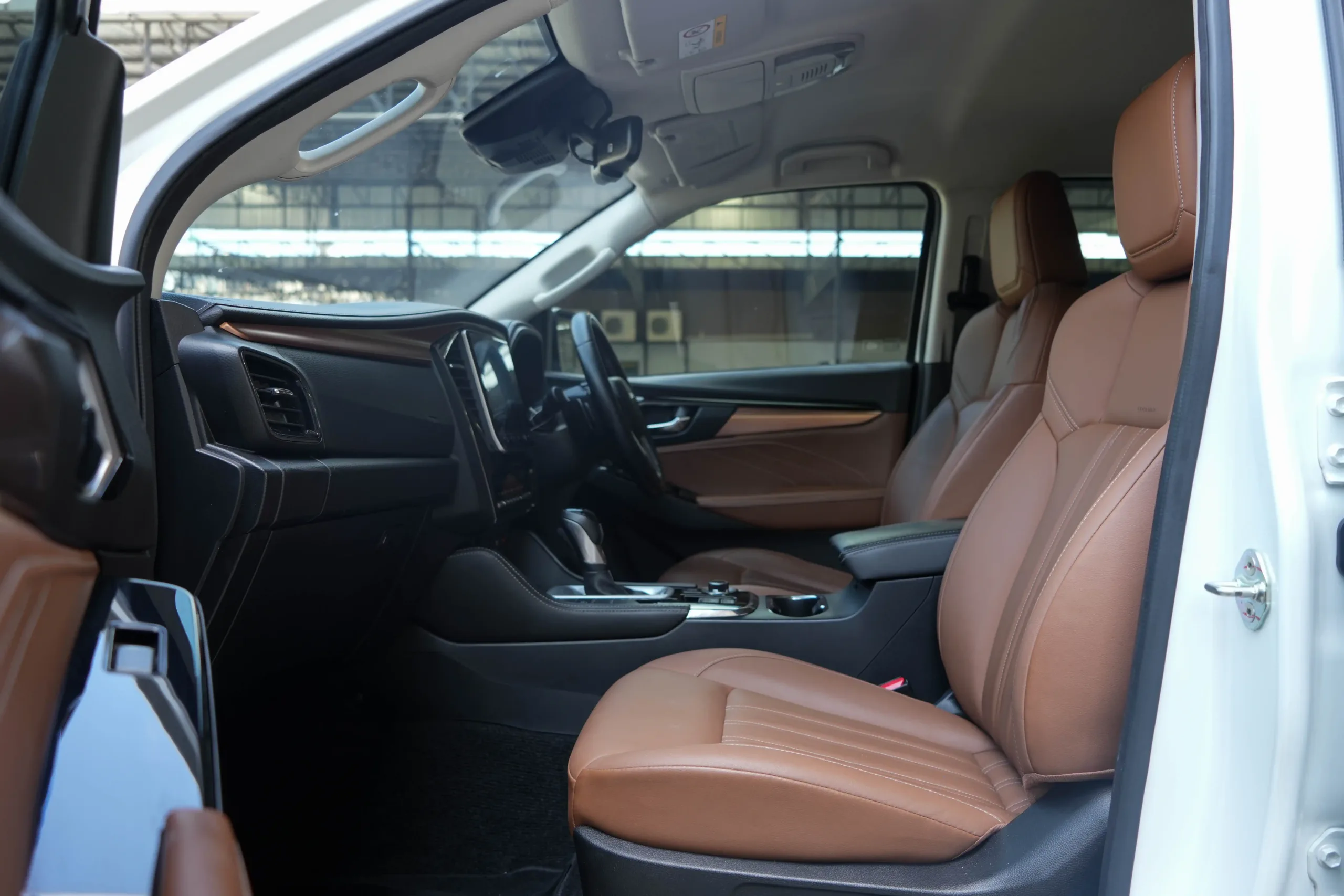 2022 Isuzu MU-X 3.0 (ปี 20-26) Ultimate 4WD SUV #7ขษ-5083 - Image 16