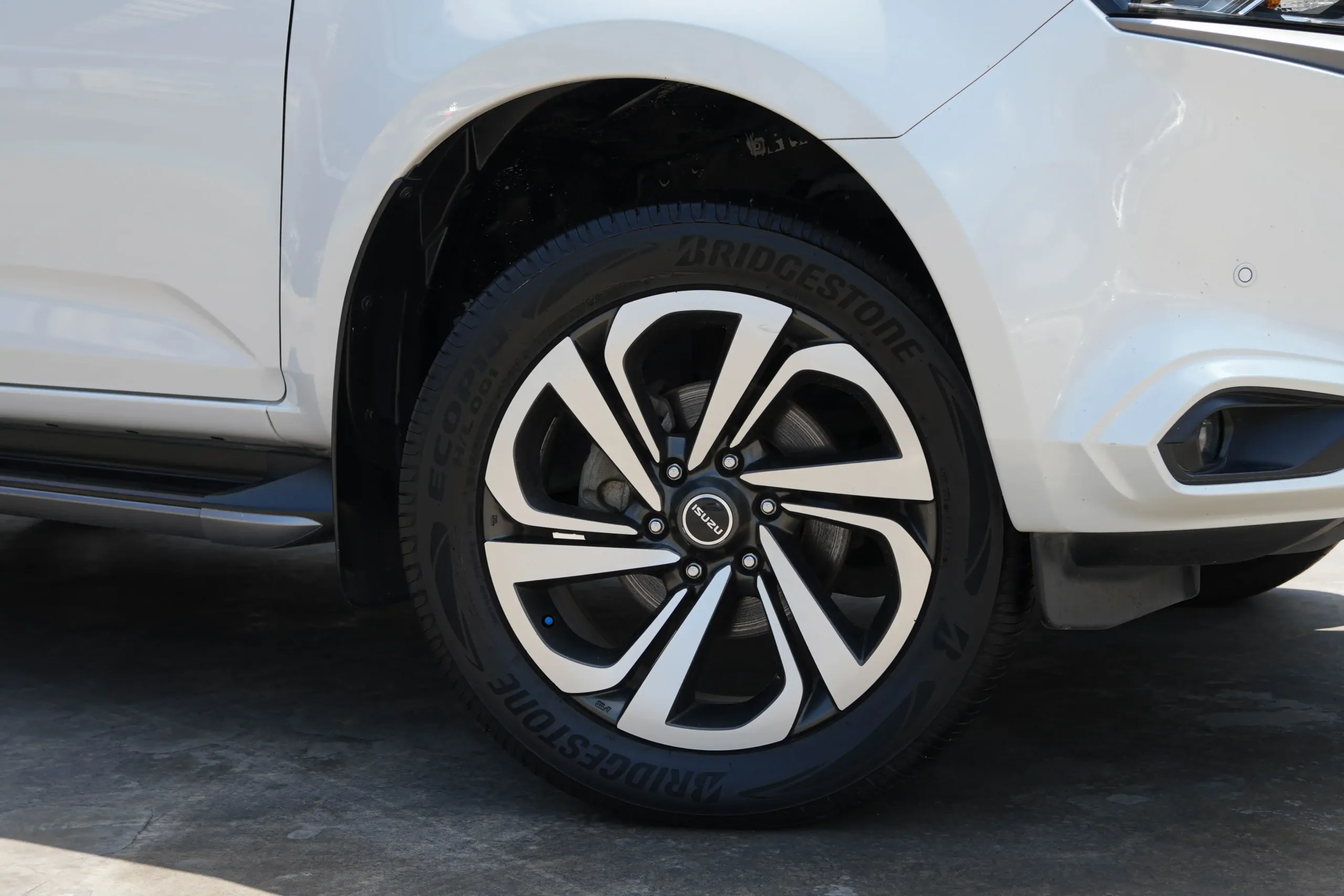 2022 Isuzu MU-X 3.0 (ปี 20-26) Ultimate 4WD SUV #7ขษ-5083 - Image 9