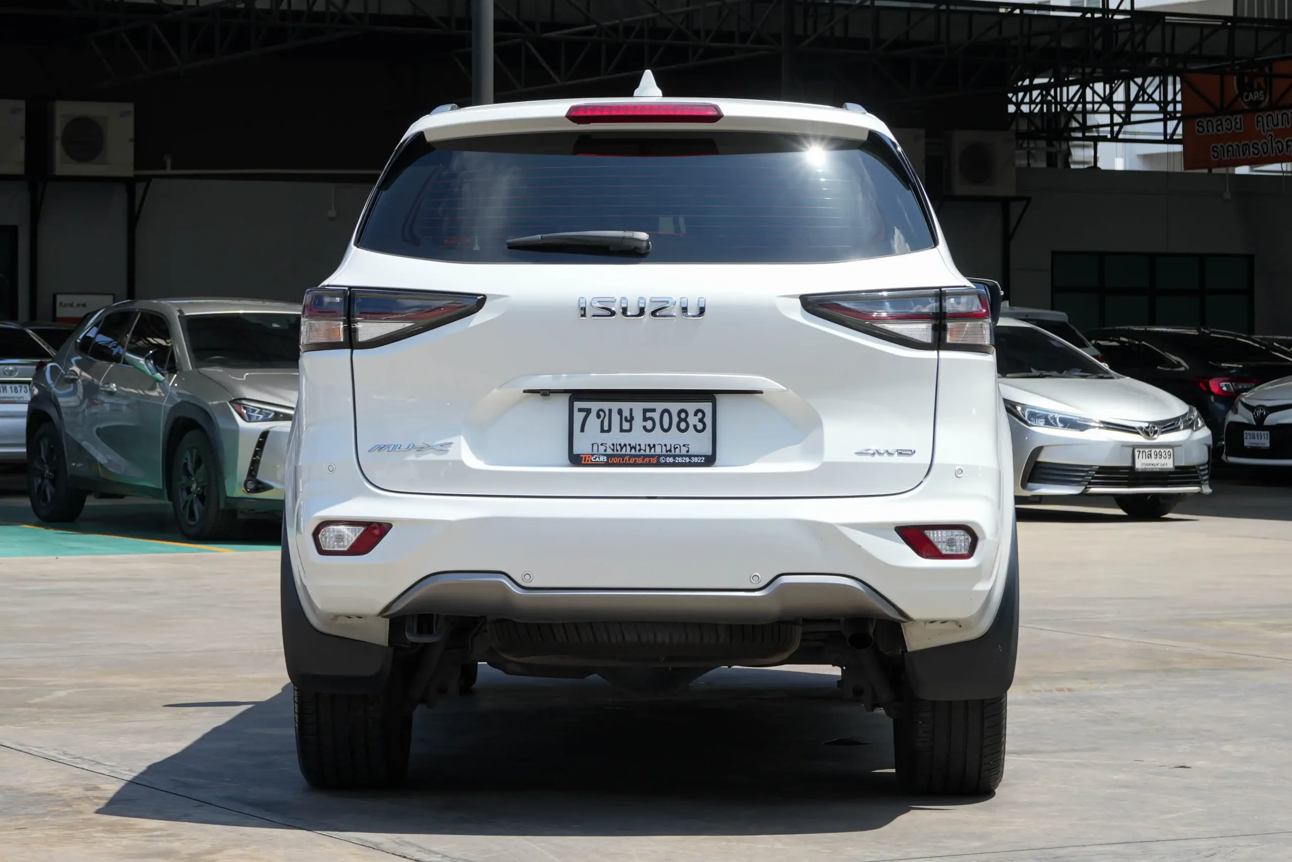 2022 Isuzu MU-X 3.0 (ปี 20-26) Ultimate 4WD SUV #7ขษ-5083 - Image 4