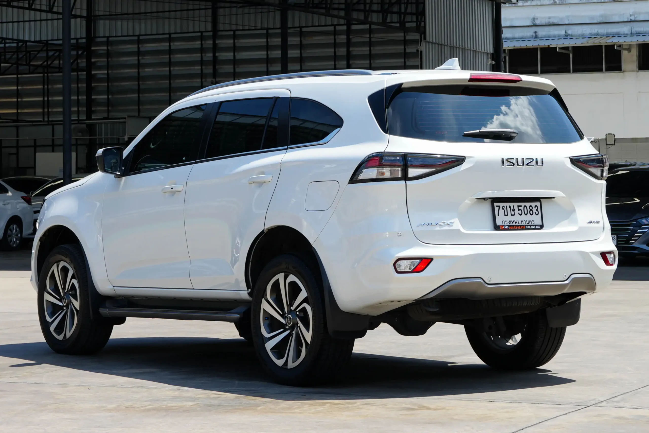 2022 Isuzu MU-X 3.0 (ปี 20-26) Ultimate 4WD SUV #7ขษ-5083 - Image 5