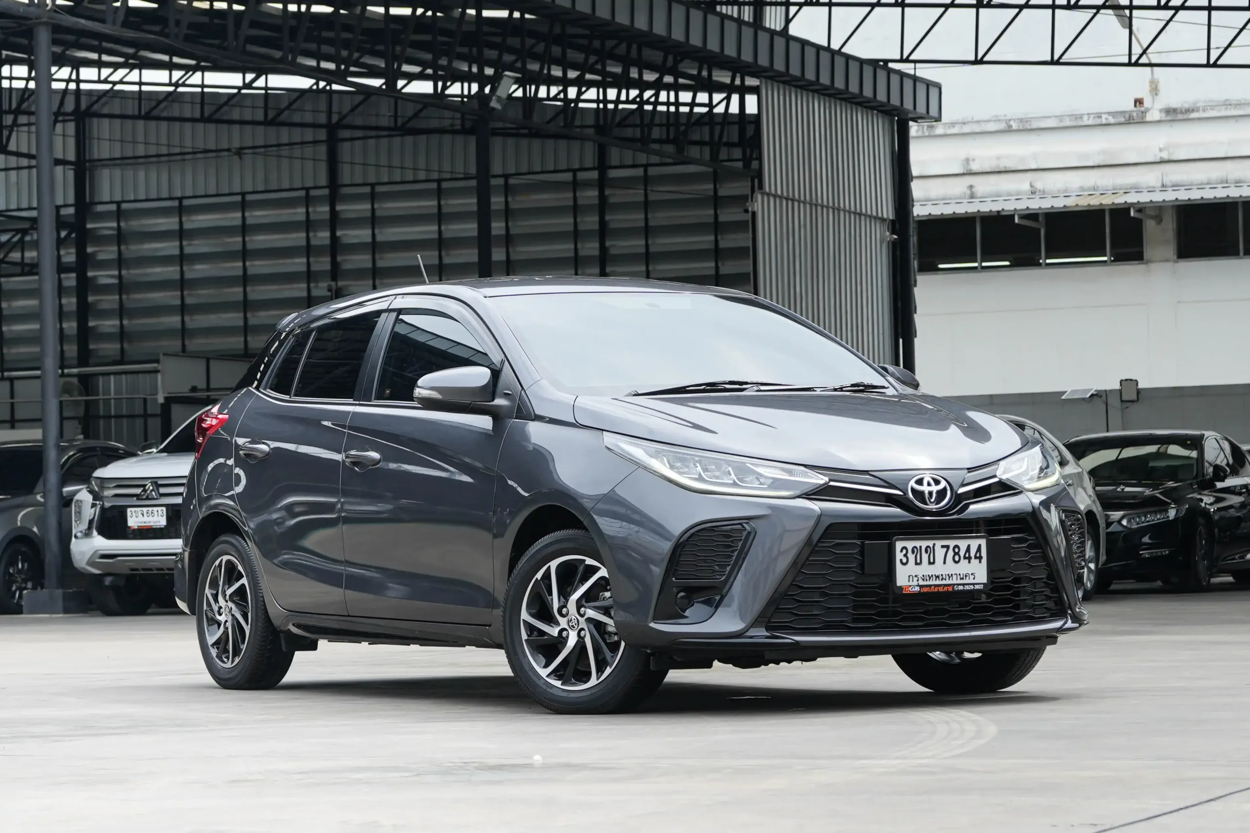2022 Toyota YARIS 1.2 (ปี 17-25) Sport Hatchback - Image 11