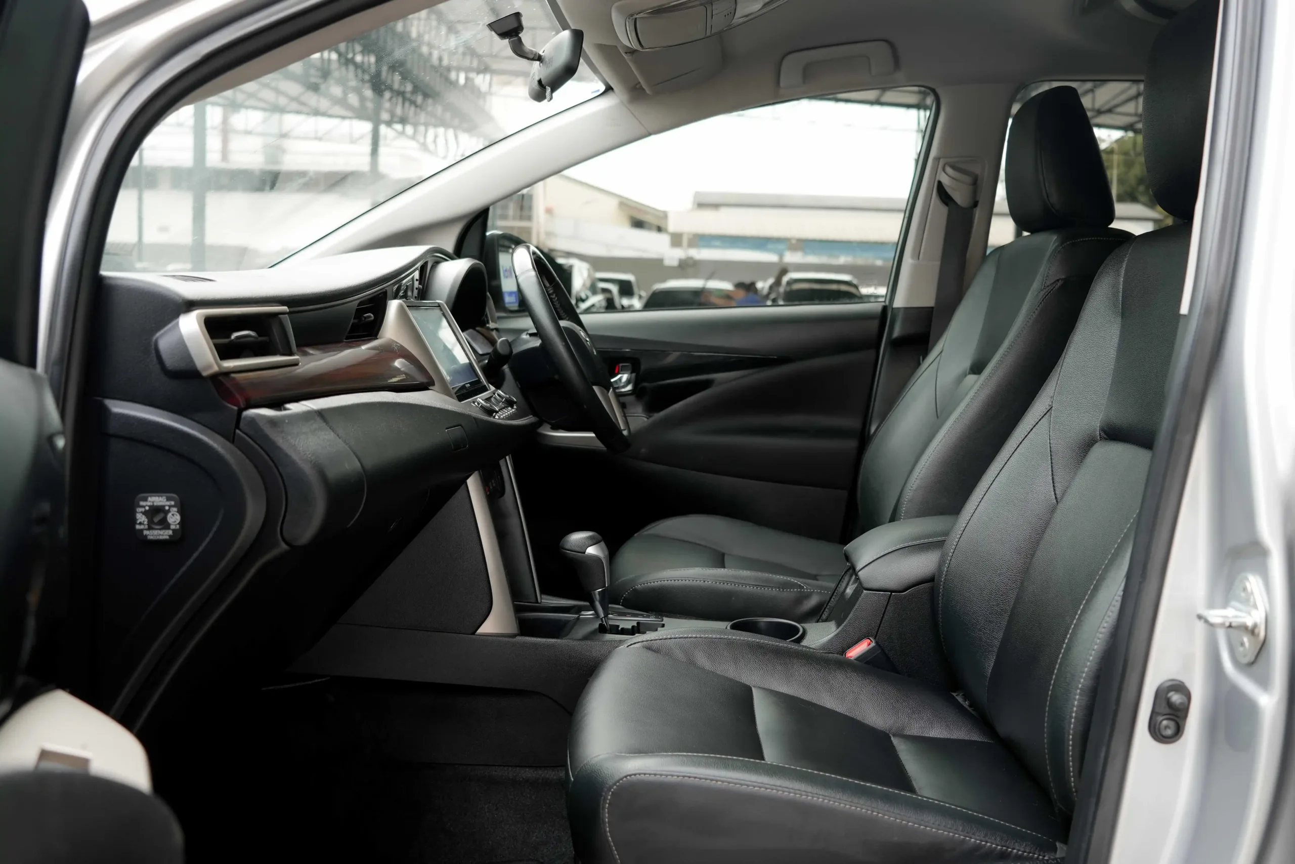 2022 Toyota INNOVA 2.8 (ปี 16-22) Crysta Premium Wagon #2ขท2096 - Image 14