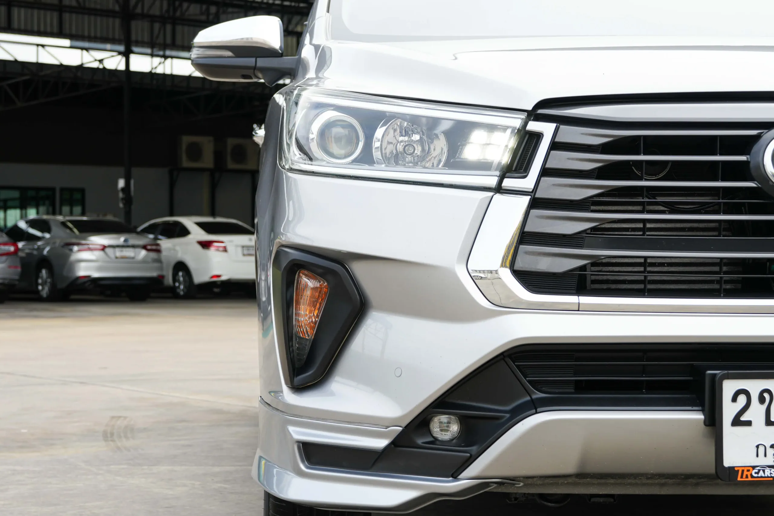 2022 Toyota INNOVA 2.8 (ปี 16-22) Crysta Premium Wagon #2ขท2096 - Image 9