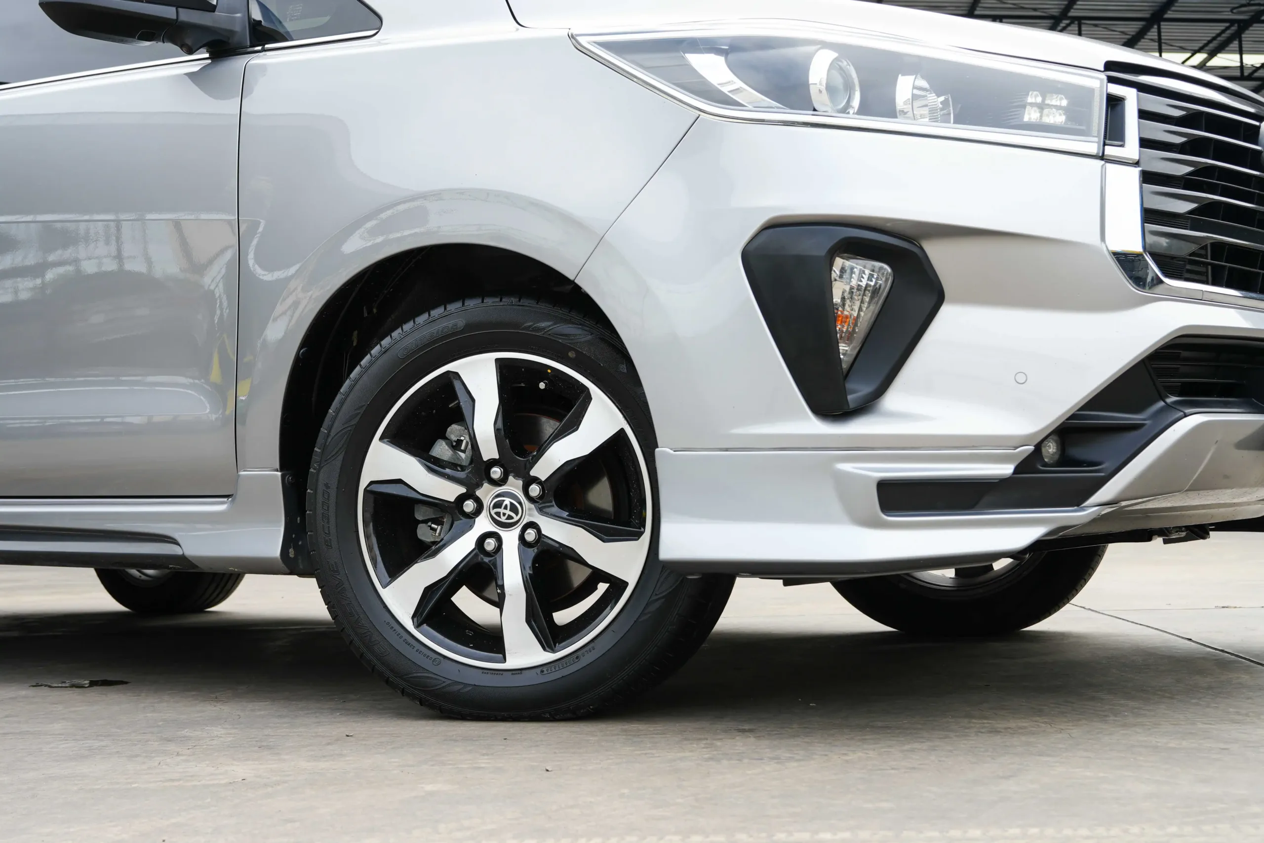 2022 Toyota INNOVA 2.8 (ปี 16-22) Crysta Premium Wagon #2ขท2096 - Image 10