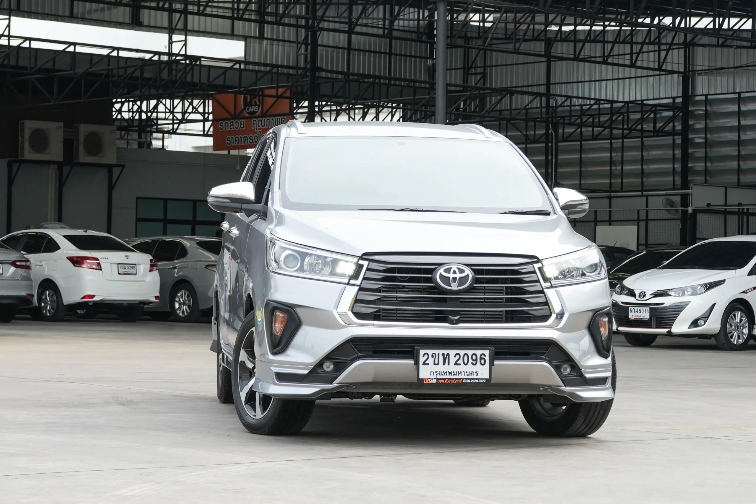 2022 Toyota INNOVA 2.8 (ปี 16-22) Crysta Premium Wagon #2ขท2096 - Image 6