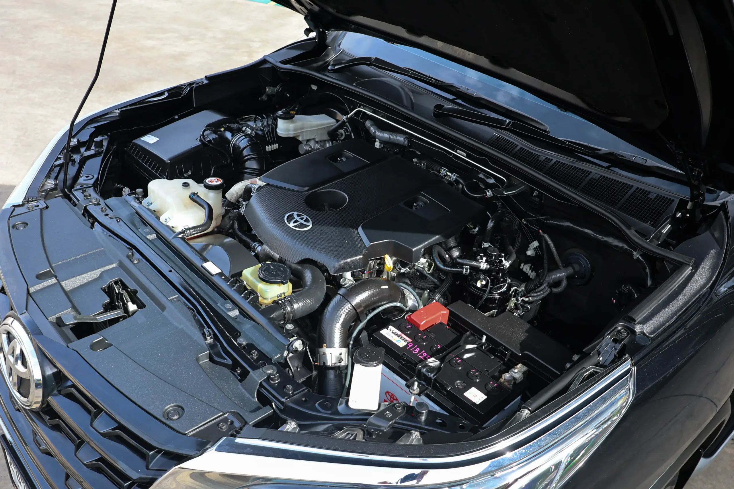 2021 Toyota FORTUNER 2.4 (ปี 15-25) V SUV #2ขช-2608 - Image 32