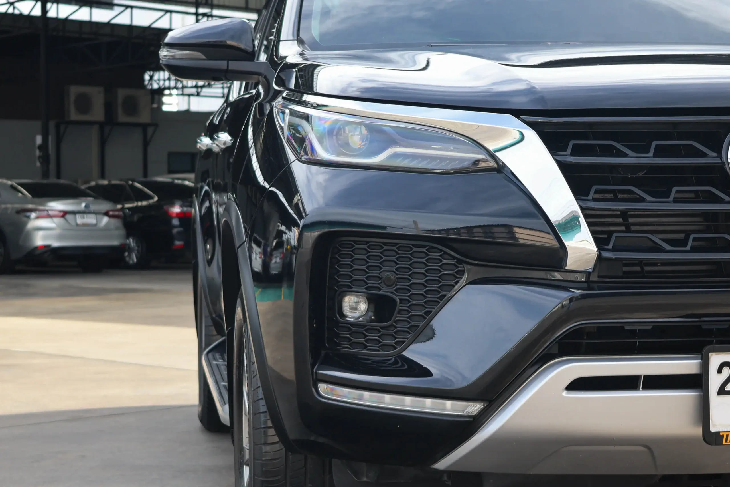 2021 Toyota FORTUNER 2.4 (ปี 15-25) V SUV #2ขช-2608 - Image 5