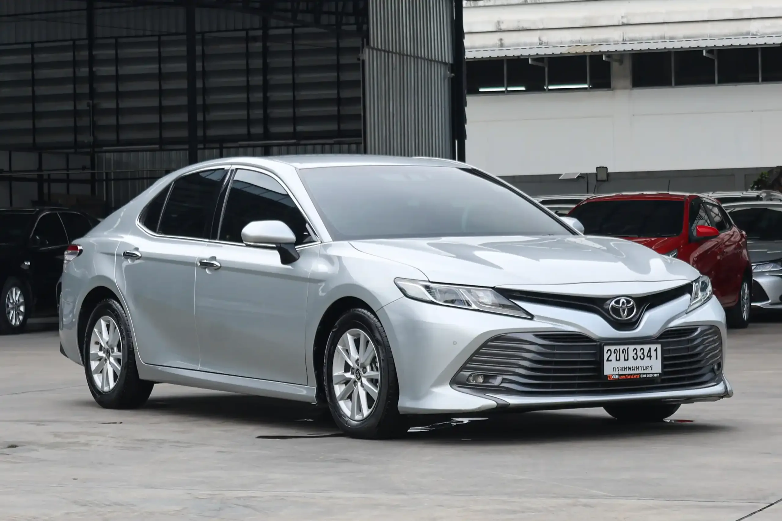 2021 Toyota CAMRY 2.0 (ปี 18-24) G Sedan - Image 2