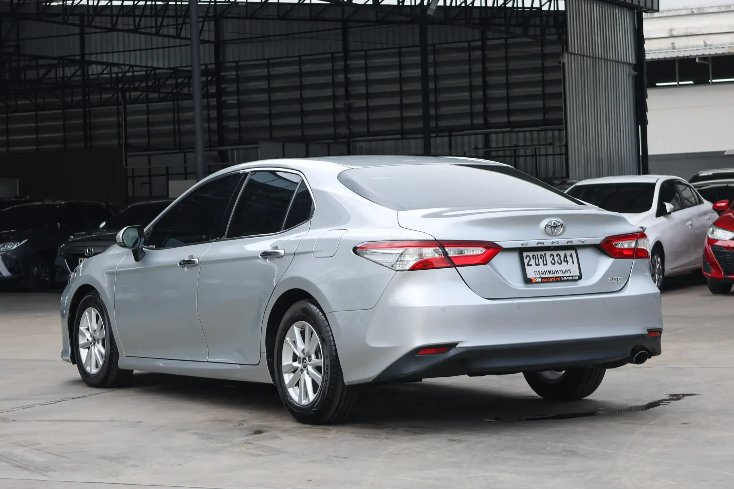 2021 Toyota CAMRY 2.0 (ปี 18-24) G Sedan - Image 10
