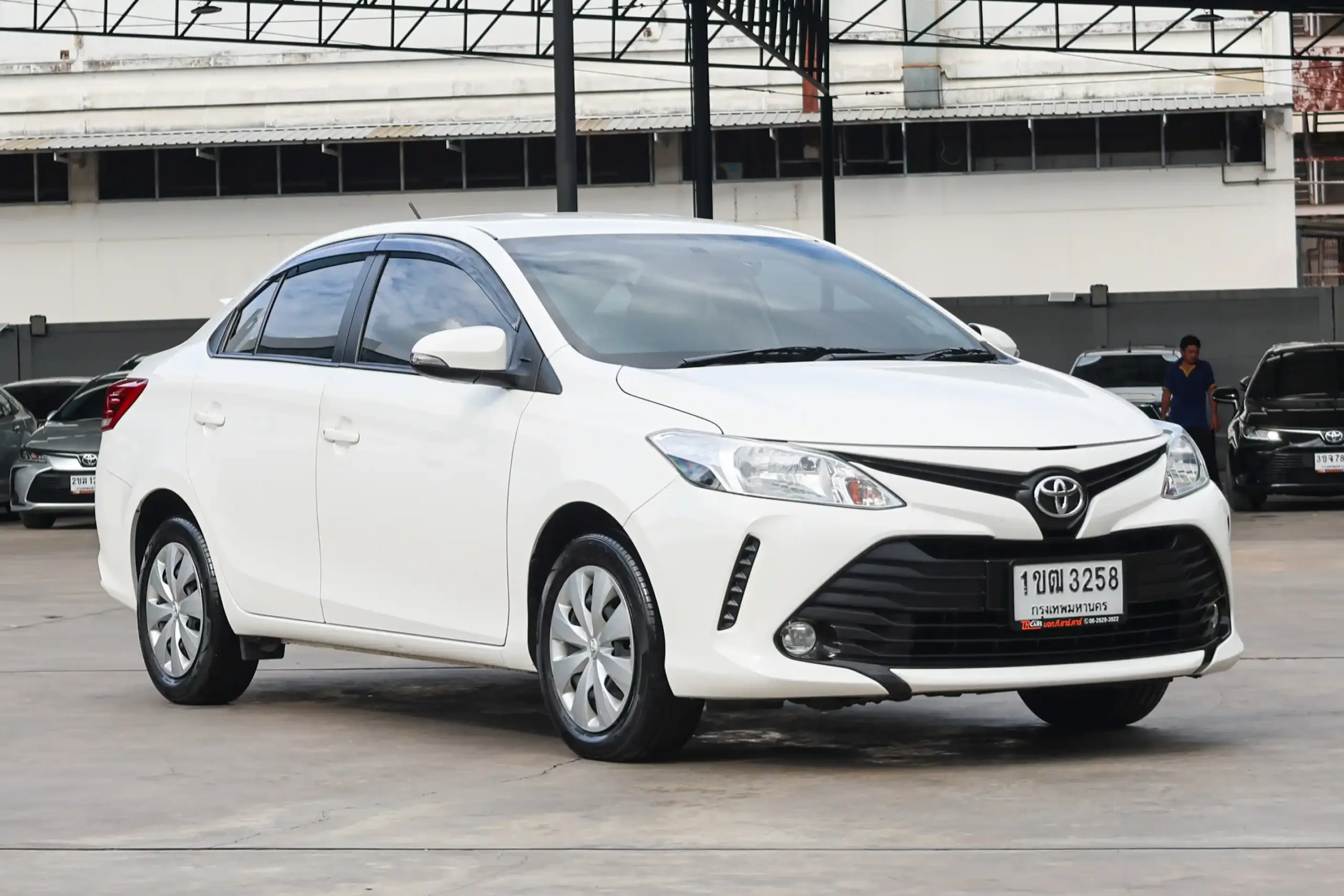 2021 Toyota VIOS 1.5 (ปี 17-22) Entry Sedan #1ขฒ-3258 - Image 2