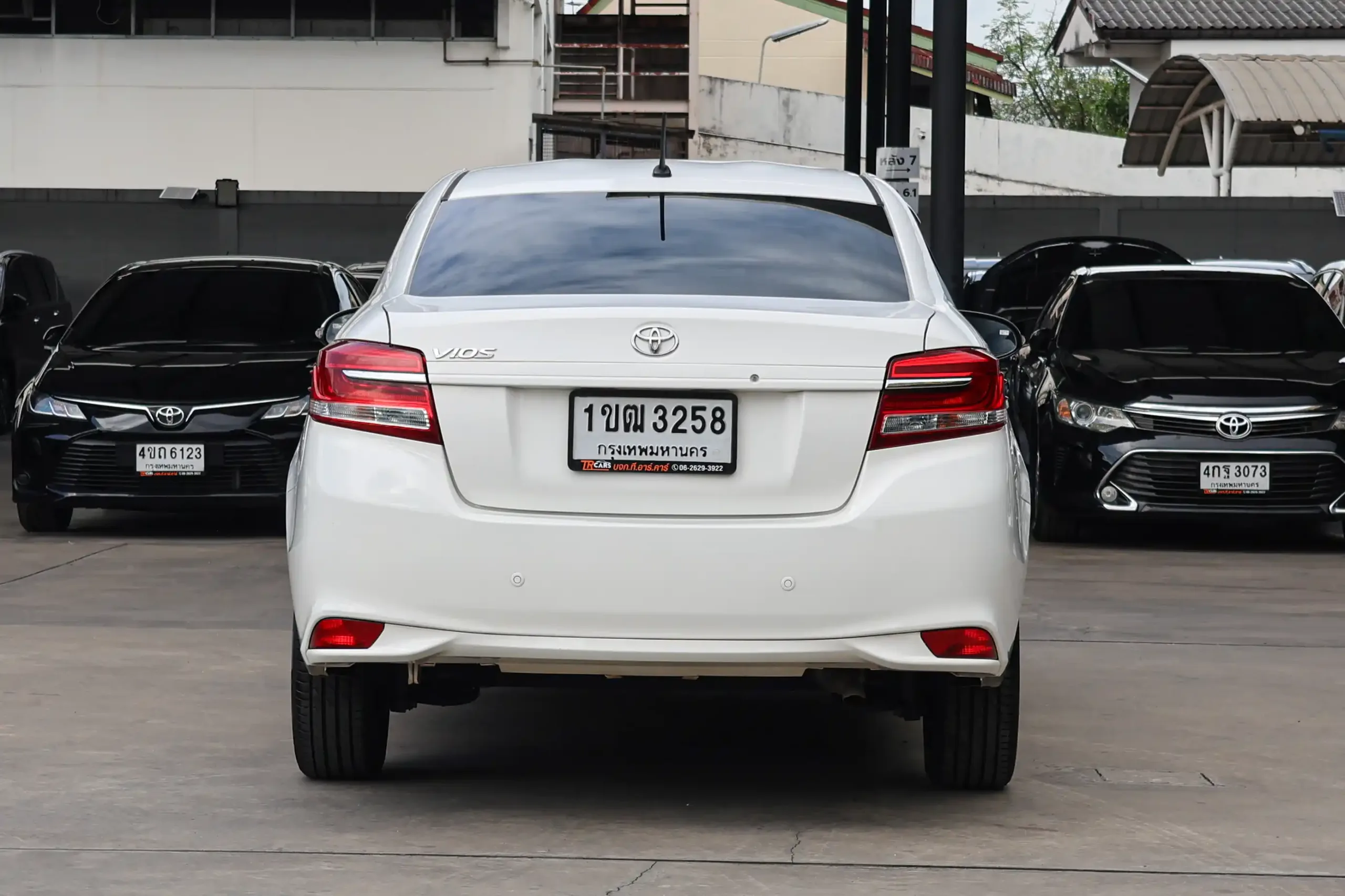2021 Toyota VIOS 1.5 (ปี 17-22) Entry Sedan #1ขฒ-3258 - Image 4