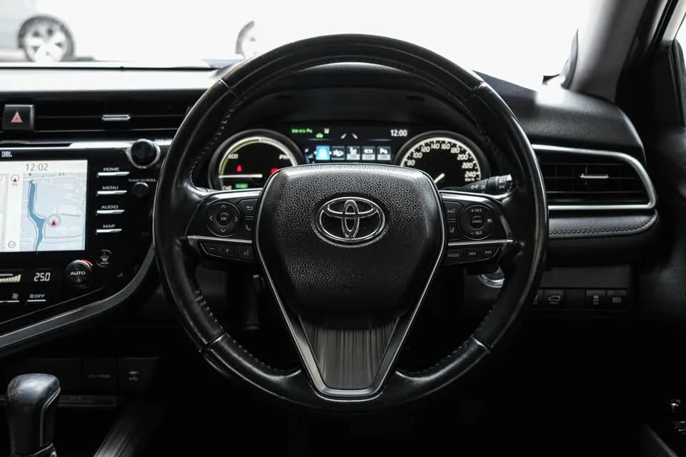 2020 Toyota CAMRY 2.5 (ปี 18-24) Hybrid Premium Sedan #1ขฎ-9250 - Image 10