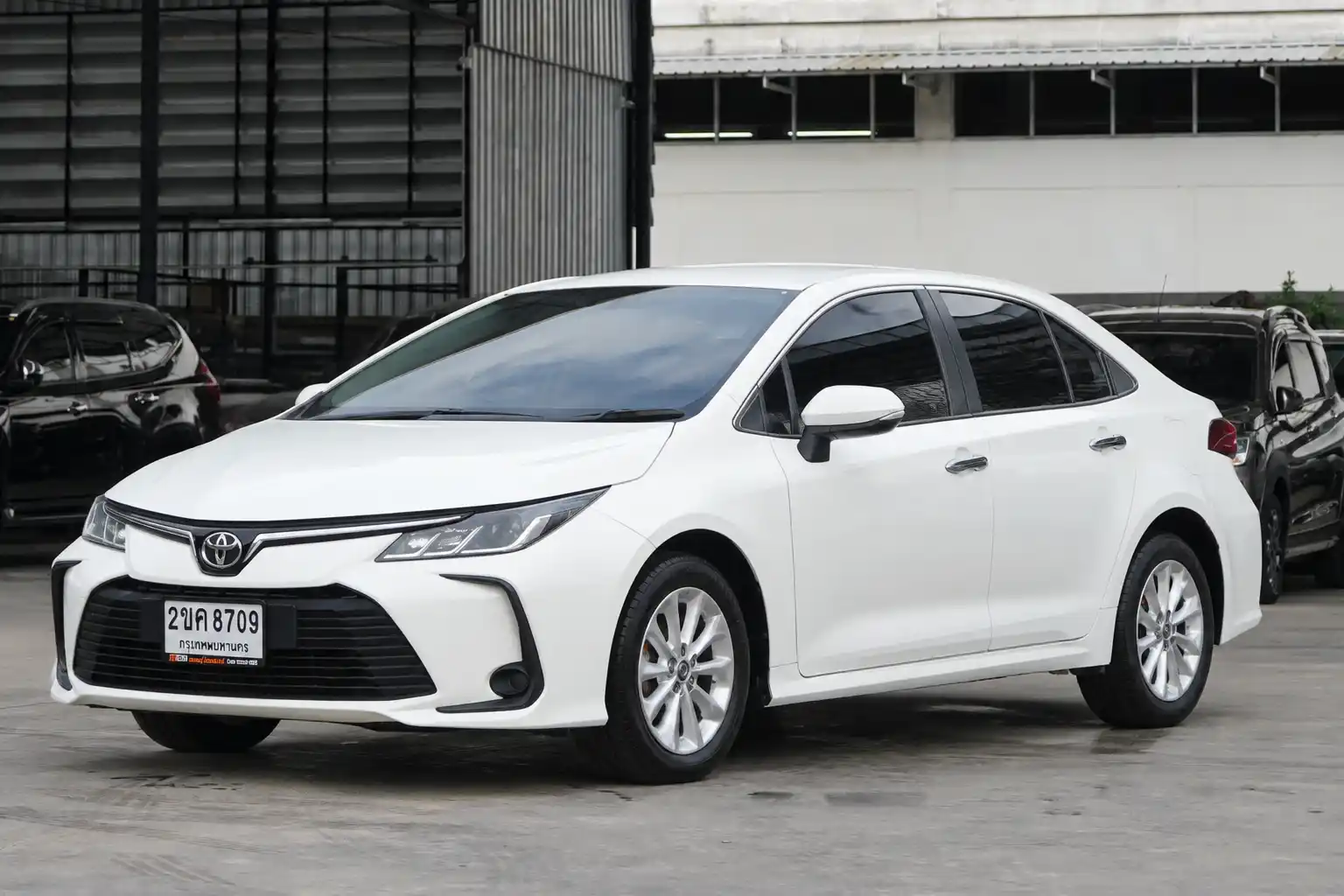 2021 Toyota Corolla Altis 1.6 (ปี 19-25) G Sedan #2ขค-8709 - Image 2