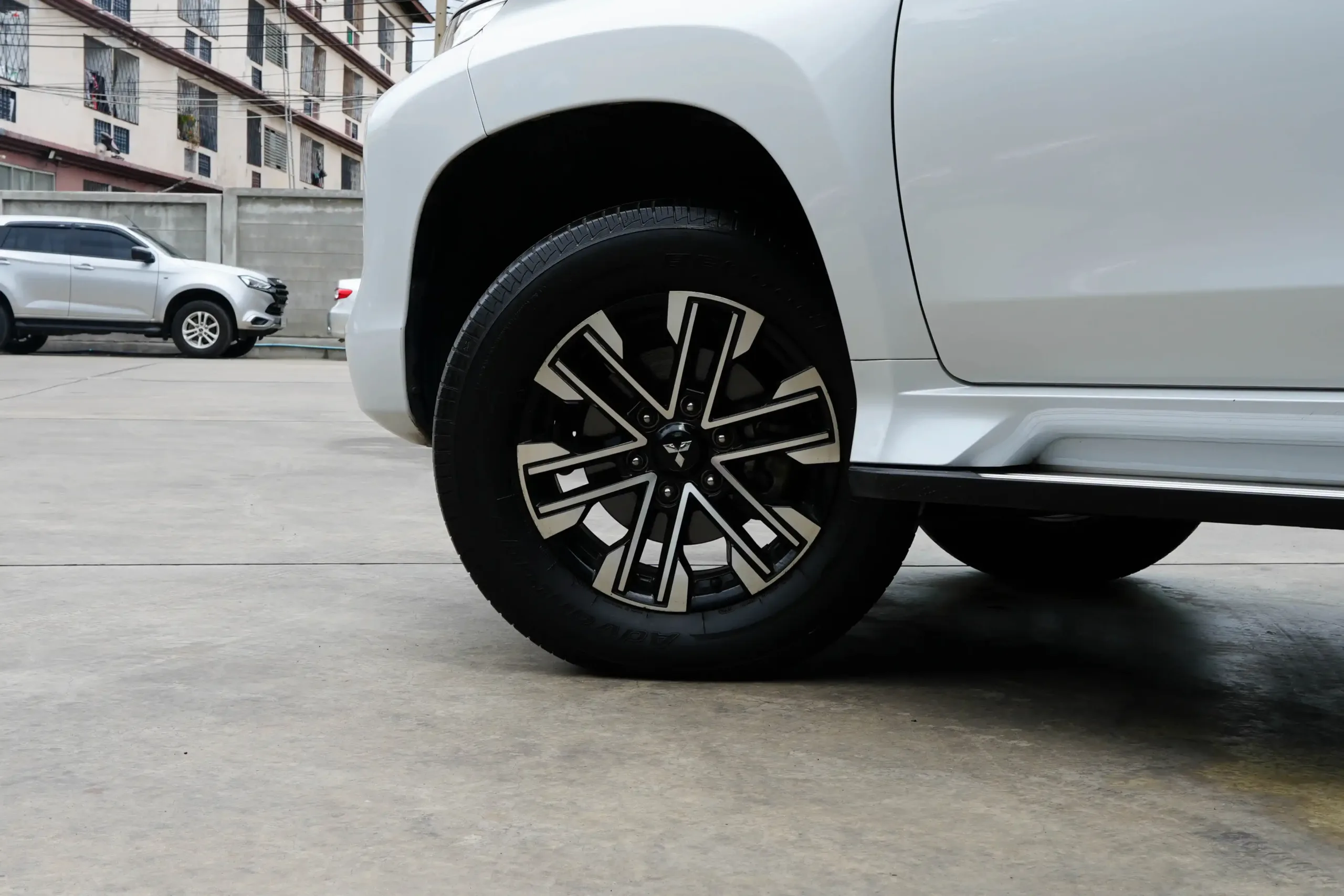 2023 Mitsubishi PAJERO SPORT 2.4 (ปี 19-25) GT SUV #4ขท-3137 - Image 7