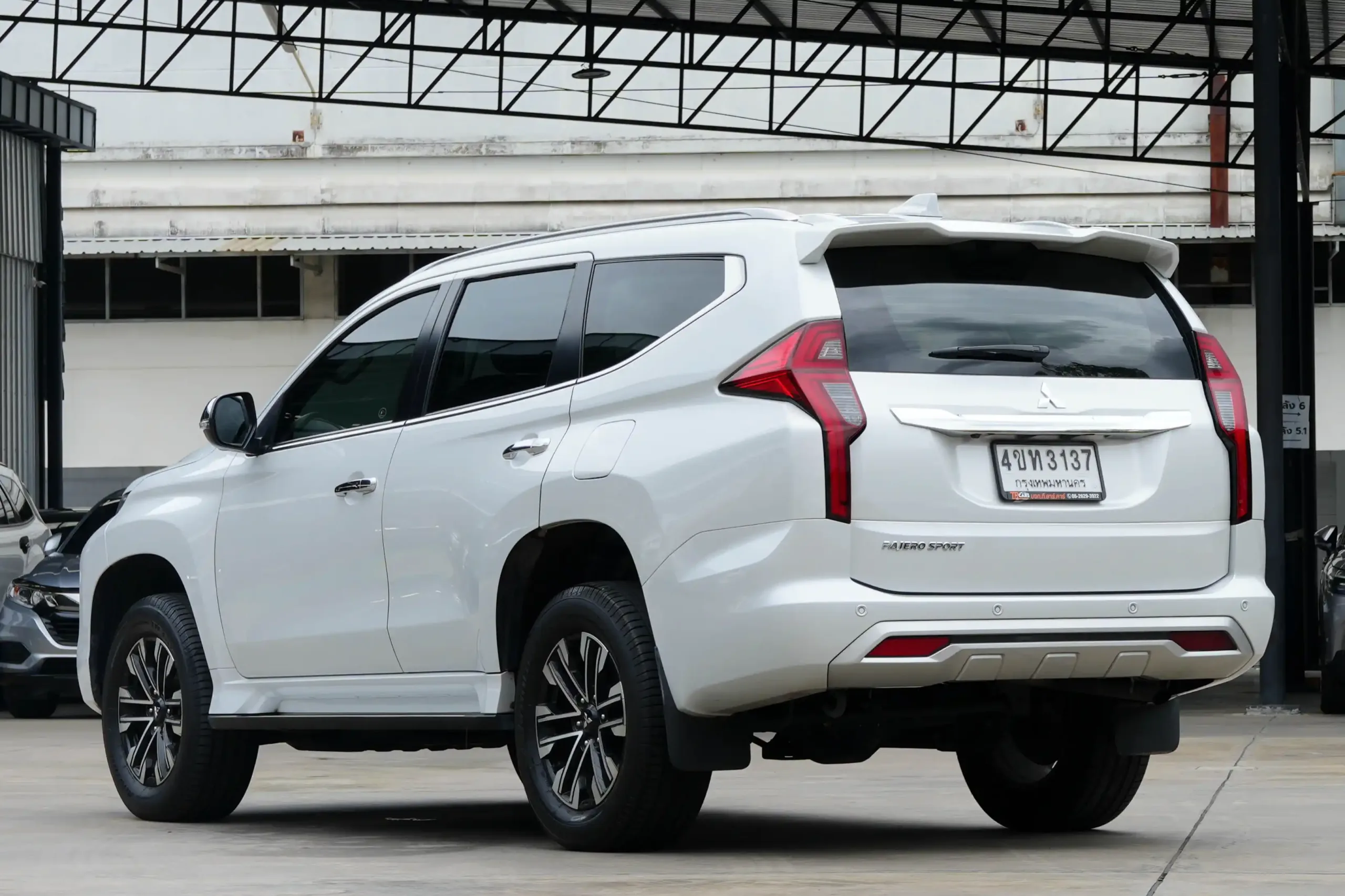 2023 Mitsubishi PAJERO SPORT 2.4 (ปี 19-25) GT SUV #4ขท-3137 - Image 14