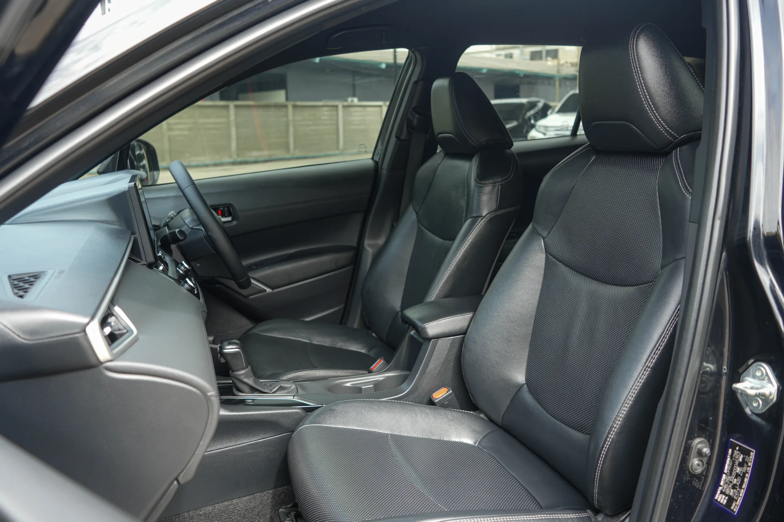 2022 Toyota Corolla Cross 1.8 (ปี 20-26) Sport SUV #3ขฉ-9284 - Image 17
