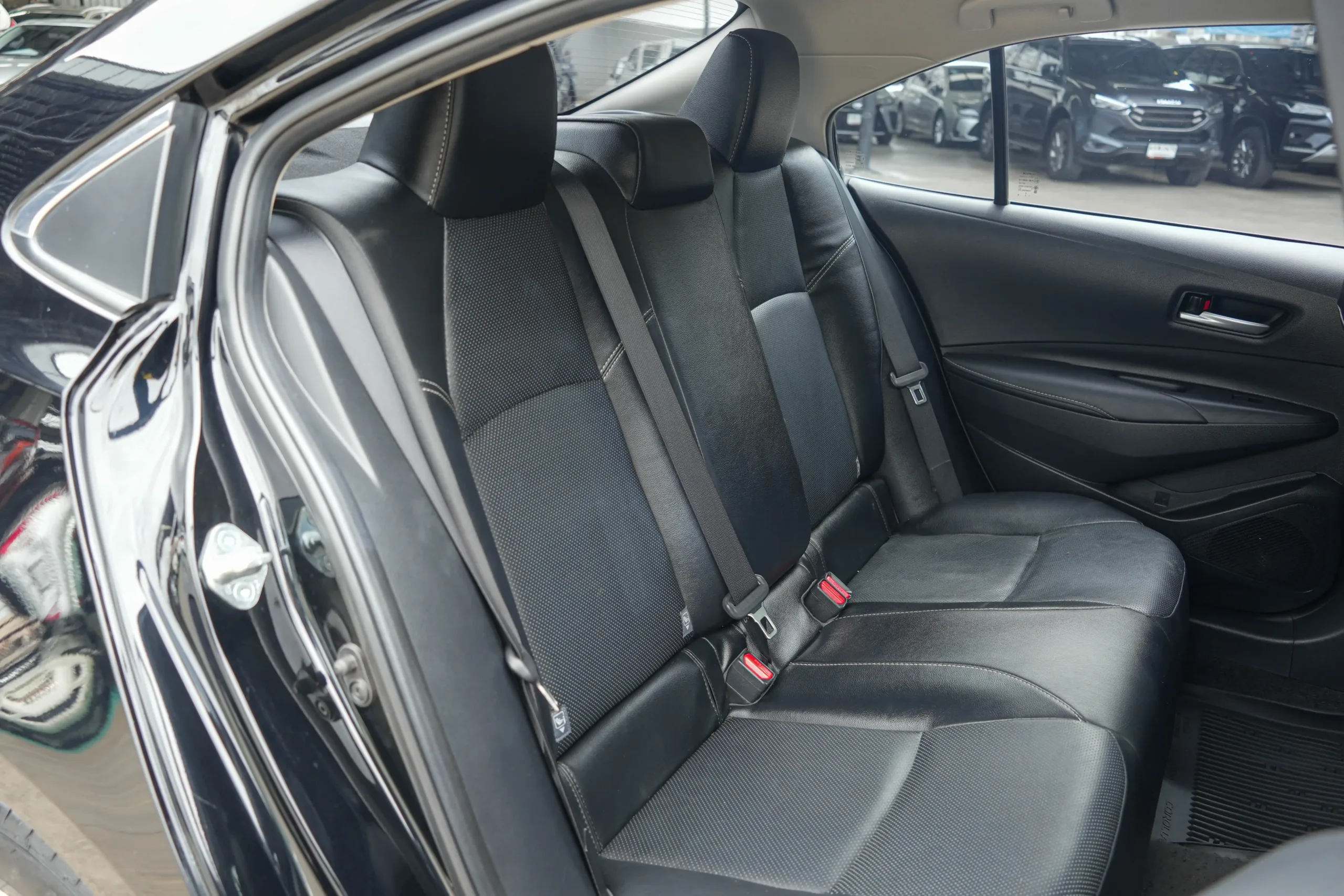 2023 Toyota Corolla Altis 1.6 (ปี 19-25) G Sedan #3ขร-3035 - Image 16
