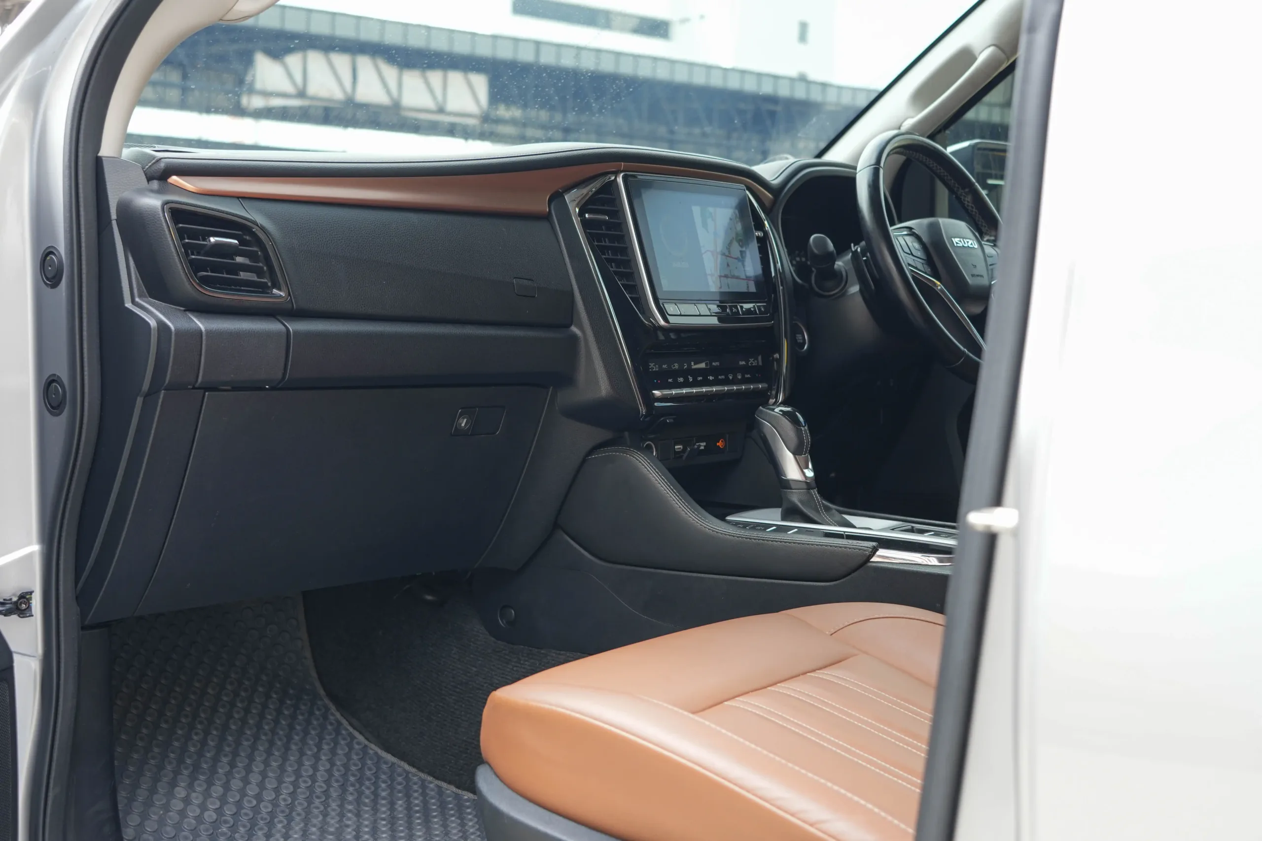 2021 Isuzu MU-X 3.0 (ปี 20-26) Ultimate SUV #2ขช-3970 - Image 23