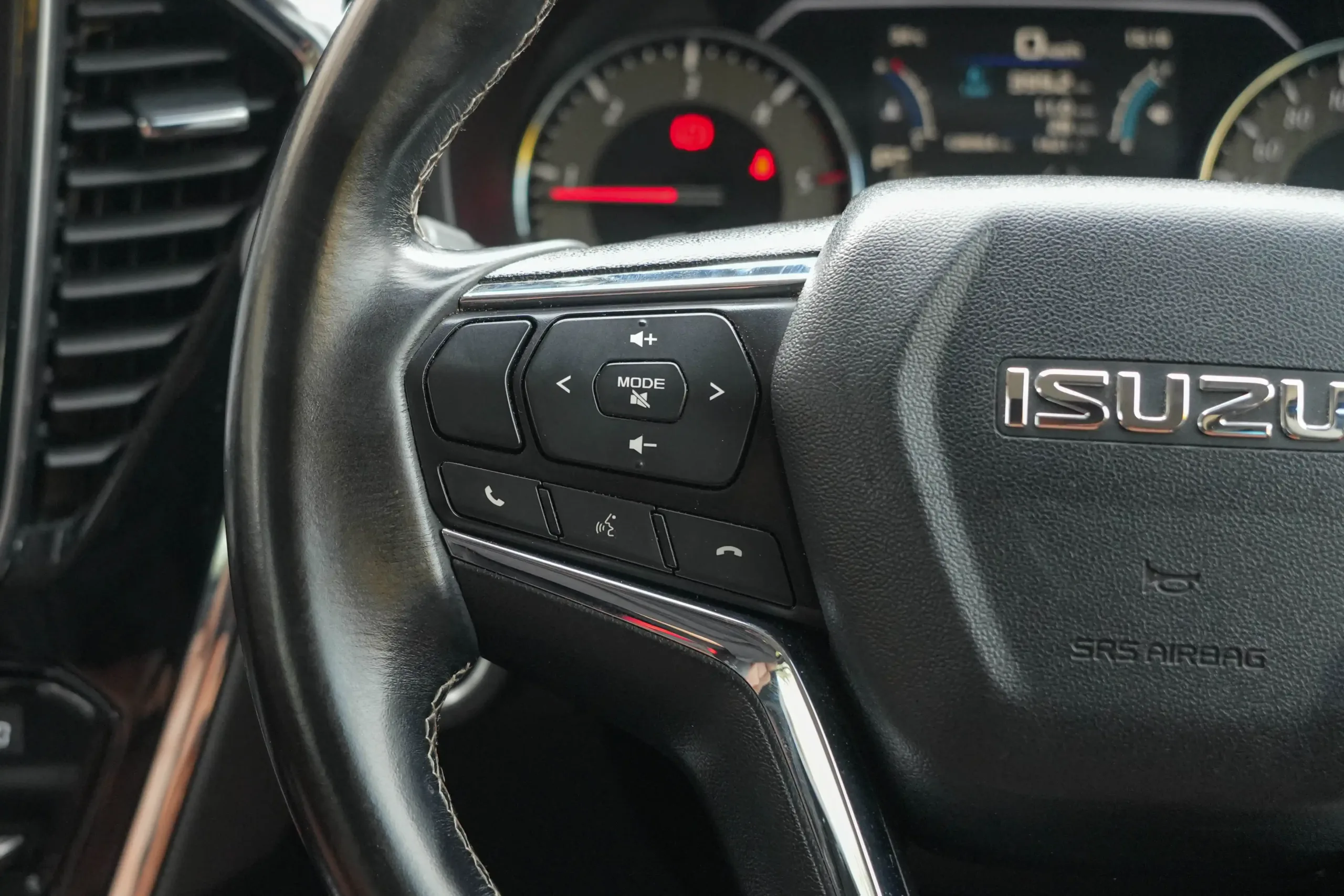 2021 Isuzu MU-X 3.0 (ปี 20-26) Ultimate SUV #2ขช-3970 - Image 19