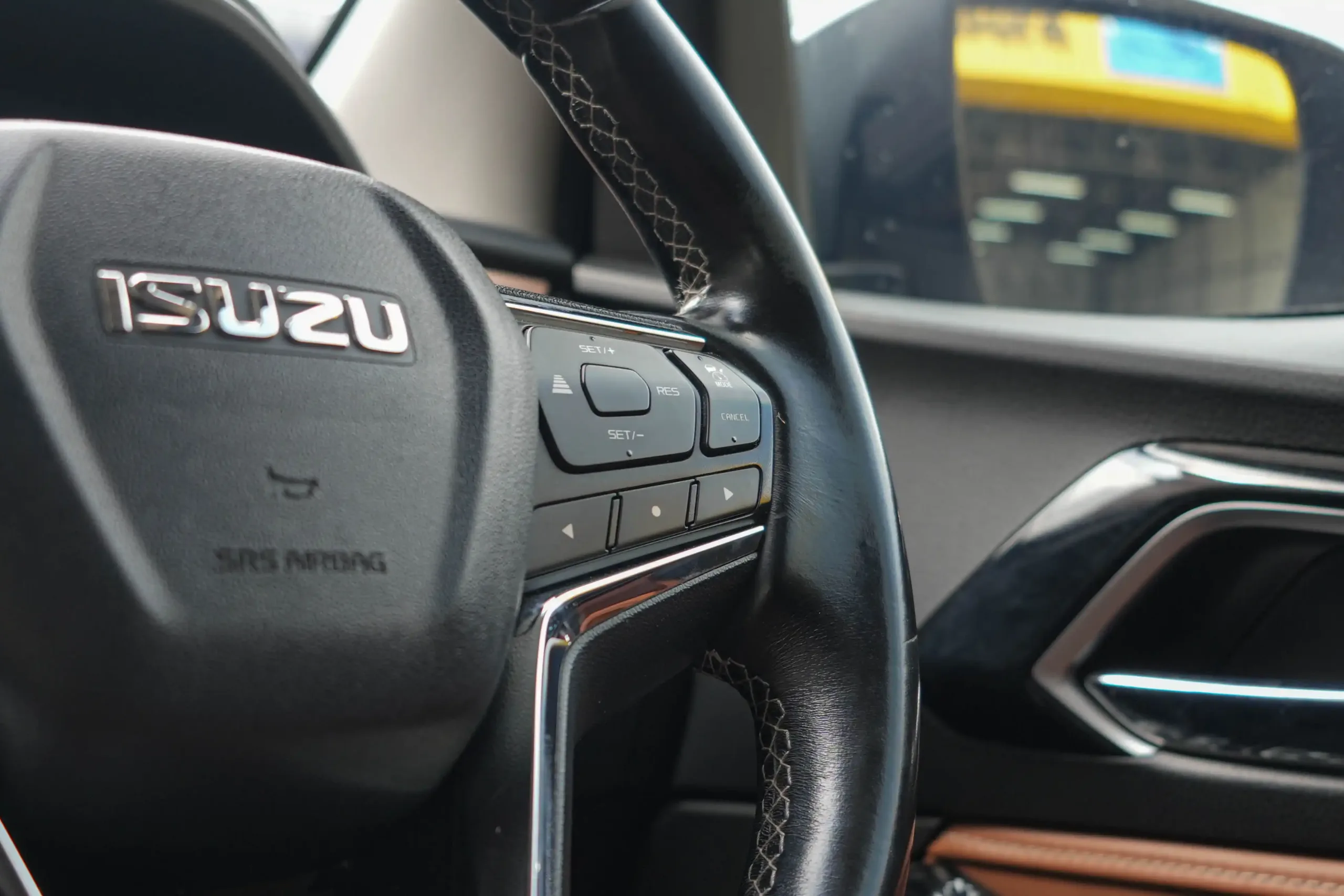 2021 Isuzu MU-X 3.0 (ปี 20-26) Ultimate SUV #2ขช-3970 - Image 18