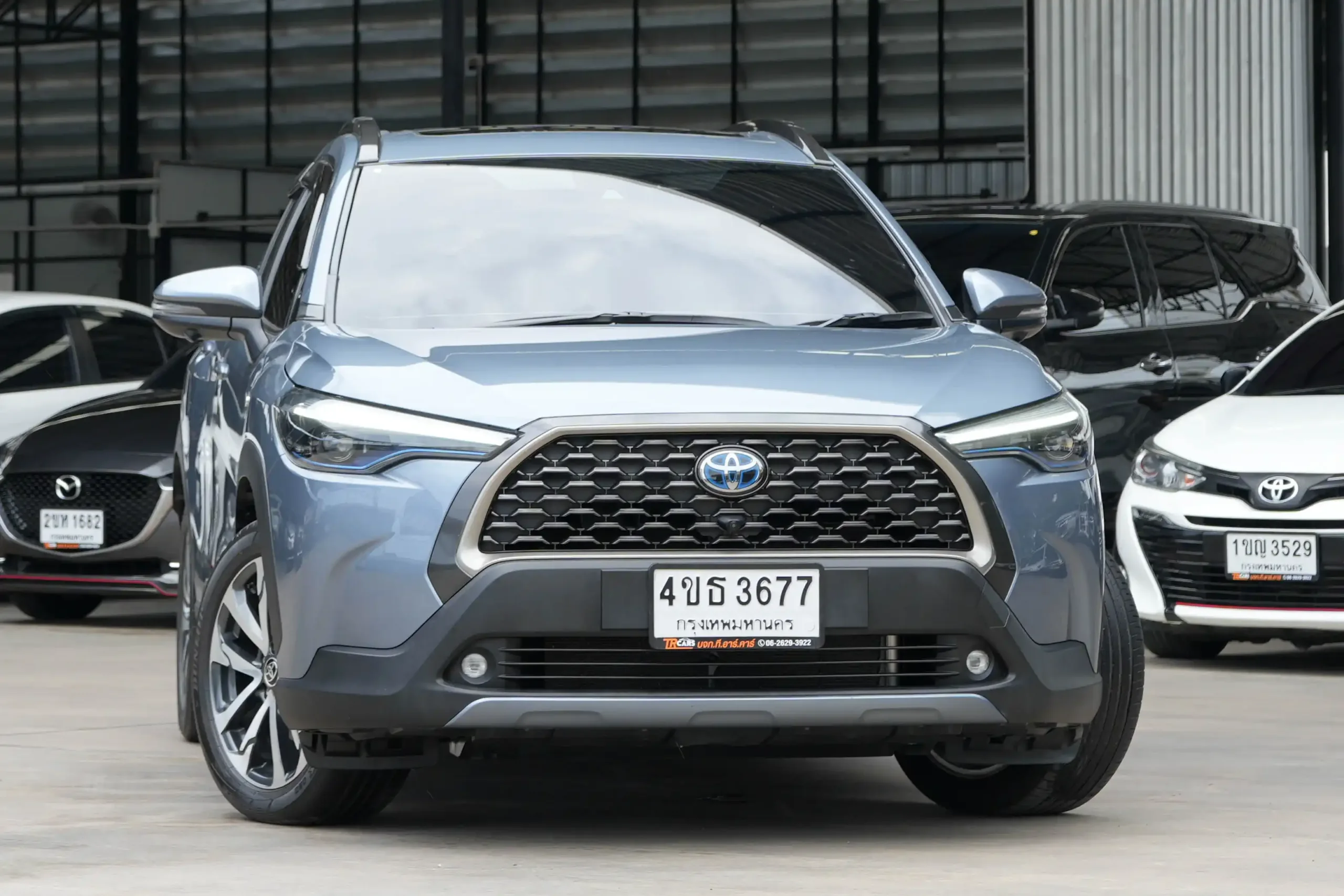2023 Toyota Corolla Cross 1.8 (ปี 20-26) Hybrid Premium Safety SUV #4ขธ-3677 - Image 6