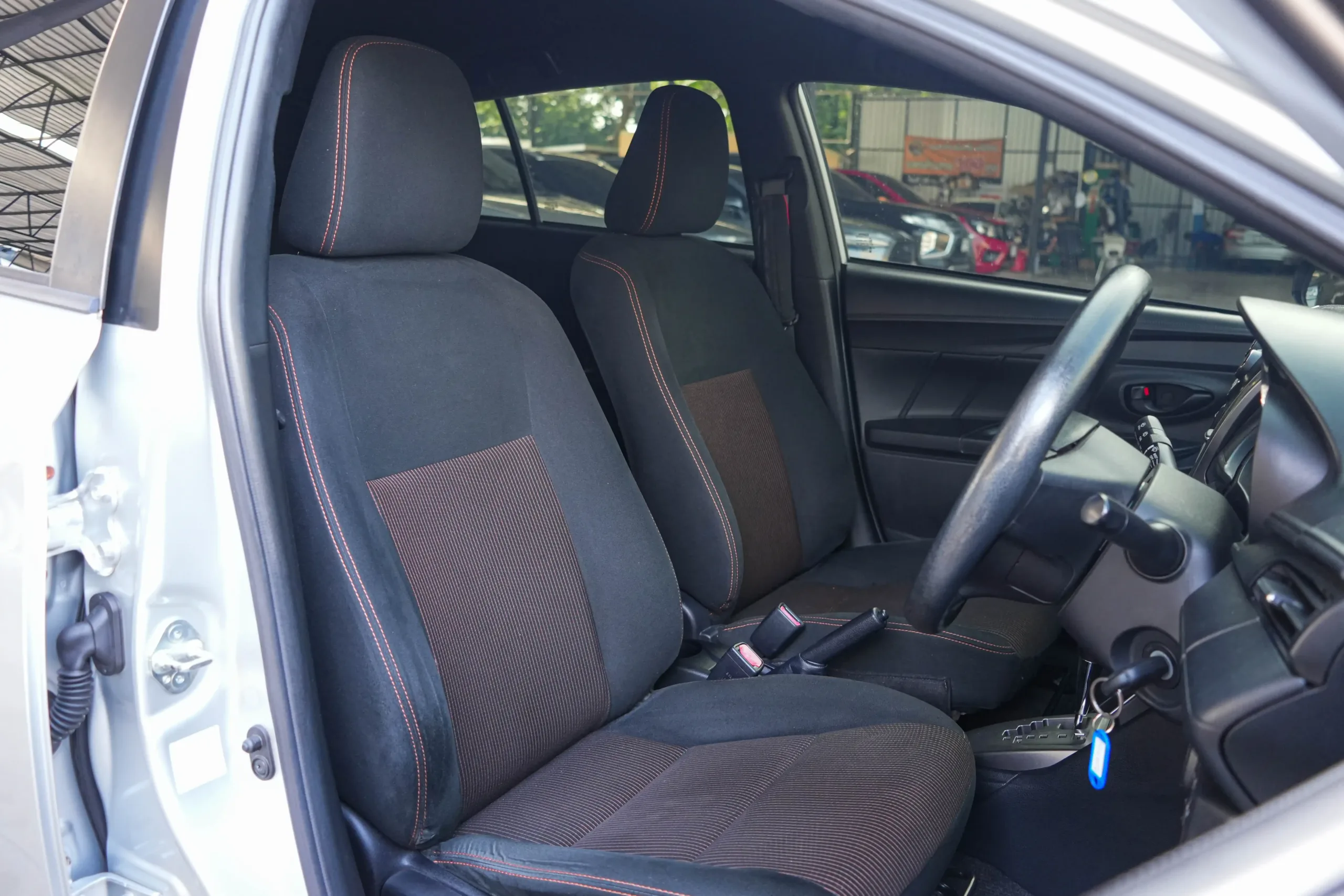 2015 Toyota YARIS 1.2 (ปี 13-17) E Hatchback #4กย-2634 - Image 16