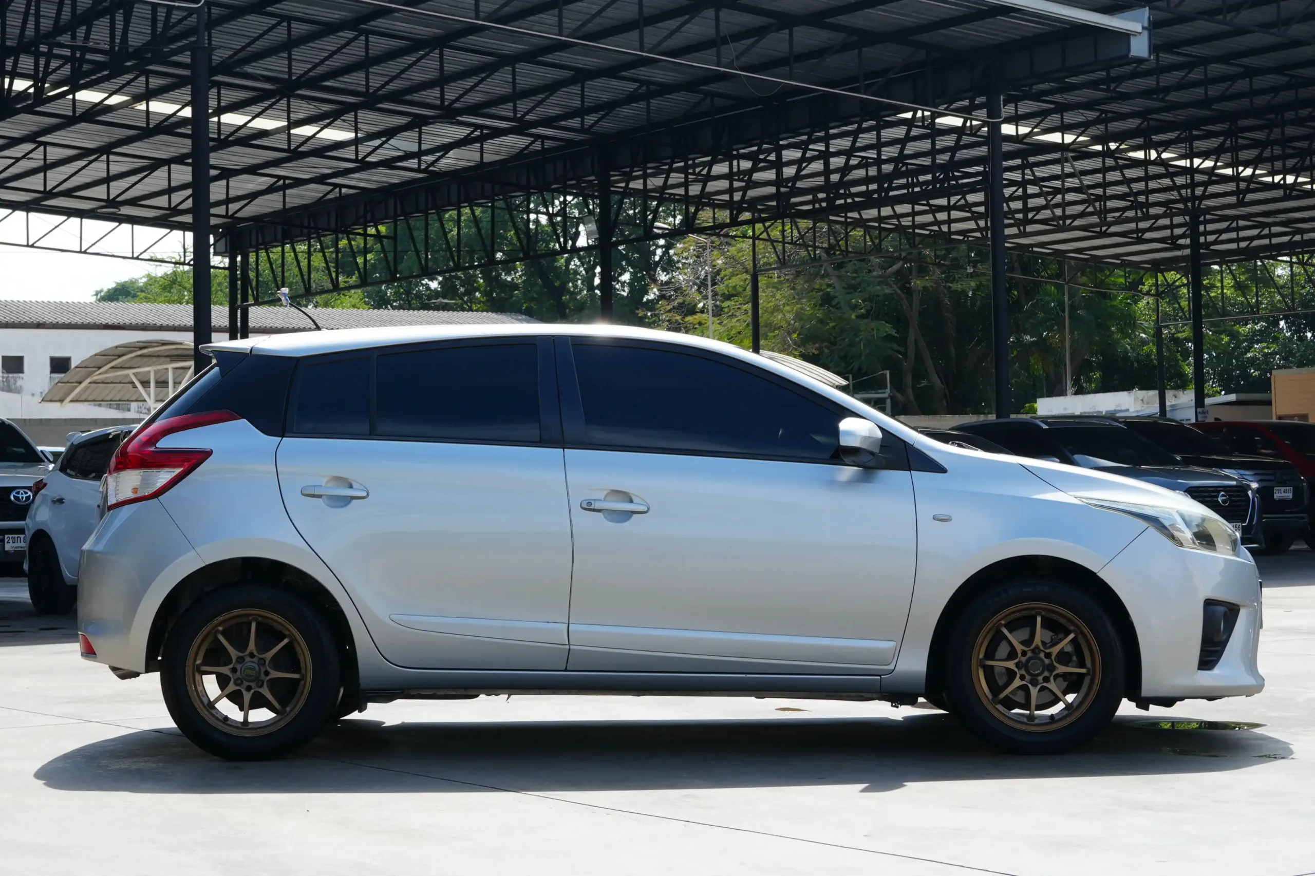 2015 Toyota YARIS 1.2 (ปี 13-17) E Hatchback #4กย-2634 - Image 8