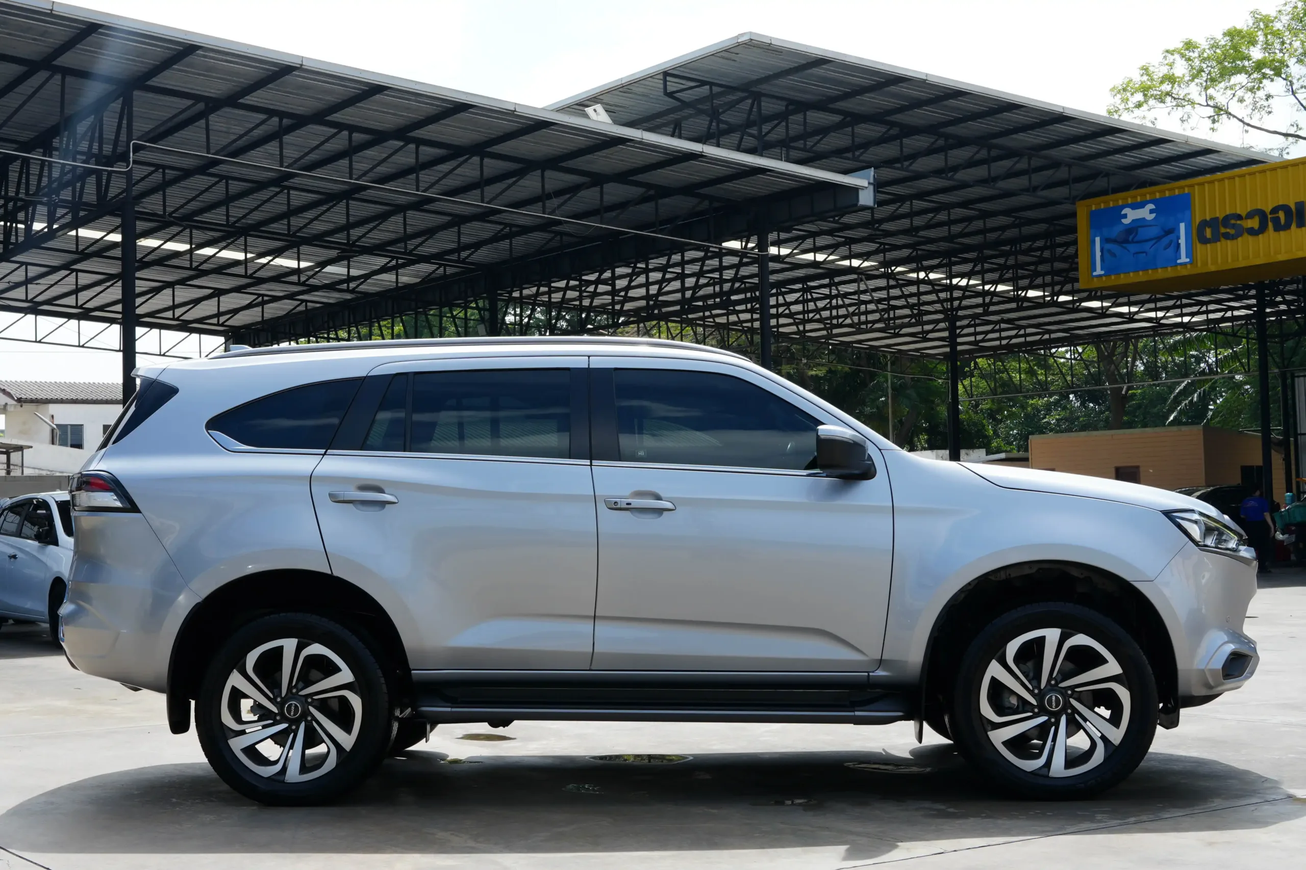 2021 Isuzu MU-X 3.0 (ปี 20-26) Ultimate SUV #2ขช-3834 - Image 8