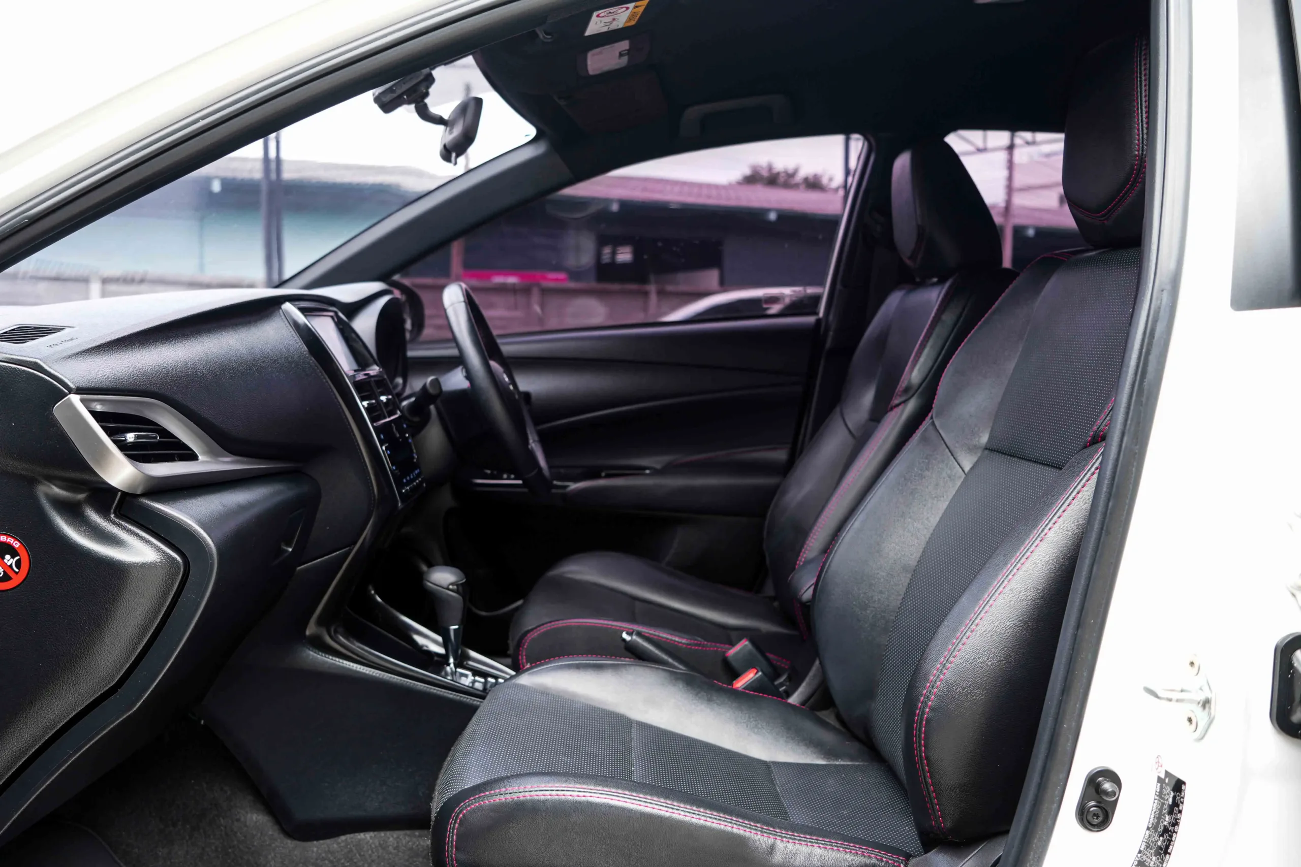 2020 Toyota YARIS 1.2 (ปี 17-25) High Hatchback #9กย-7837 - Image 13