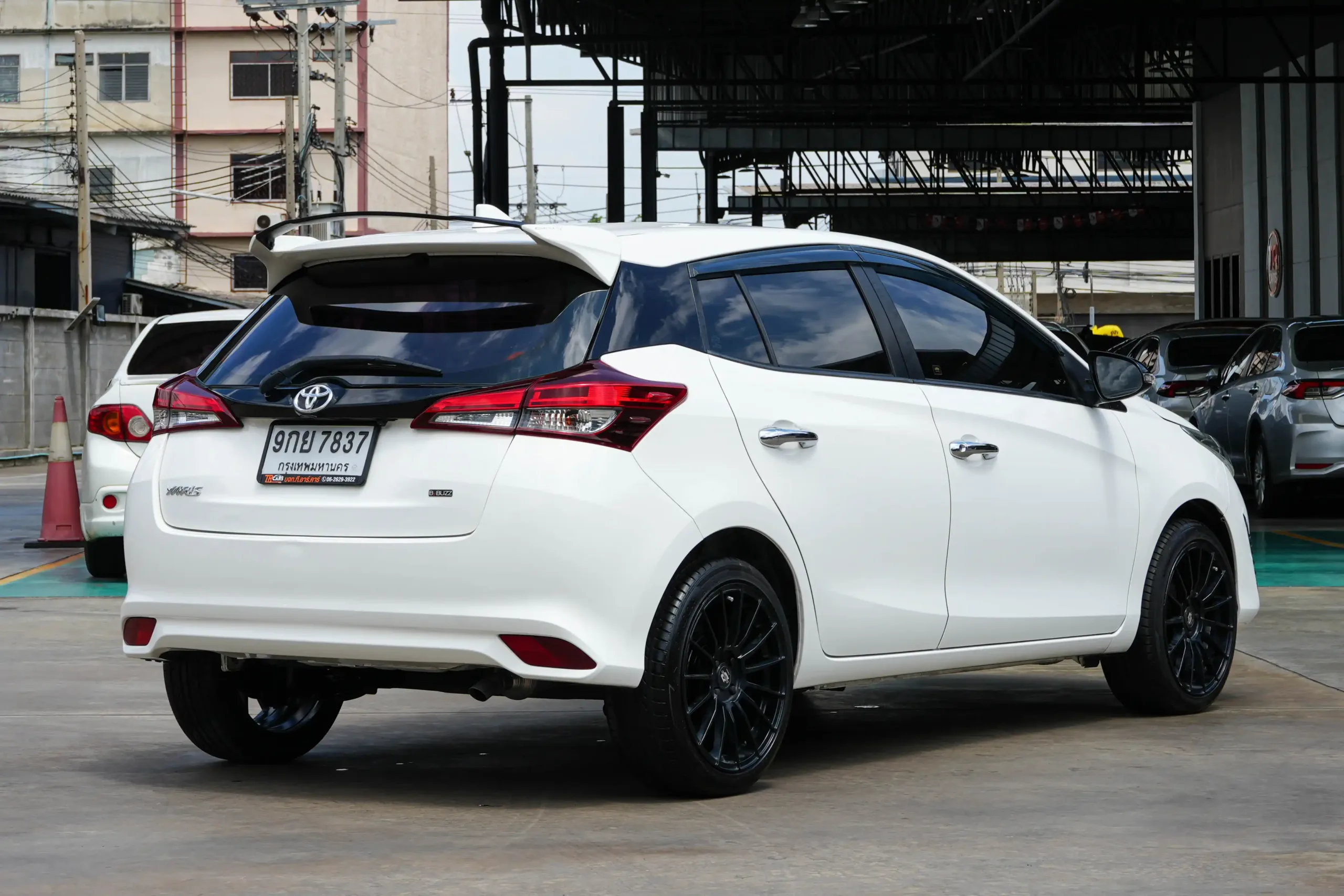 2020 Toyota YARIS 1.2 (ปี 17-25) High Hatchback #9กย-7837 - Image 12