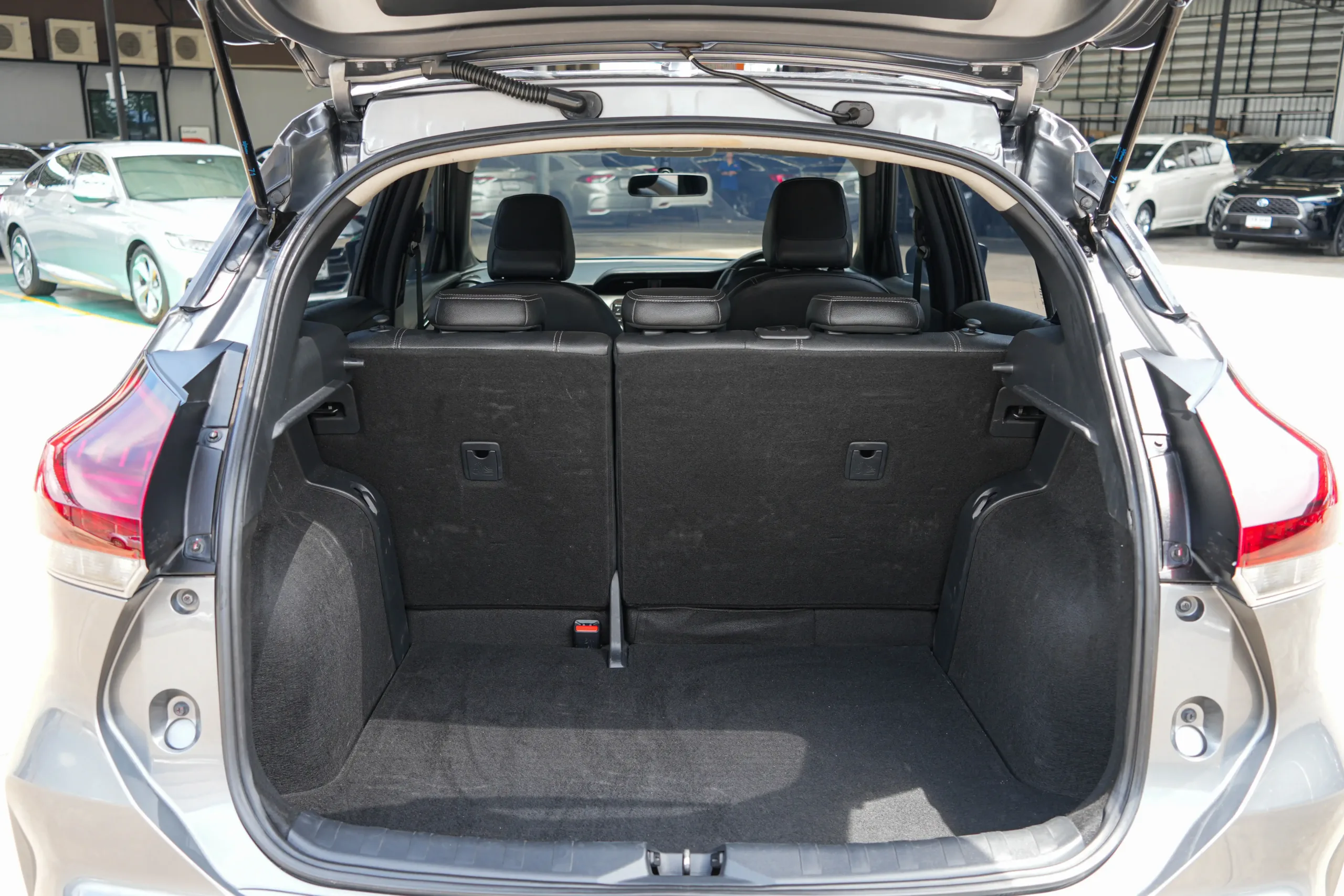 2023 Nissan Kicks 1.2 (ปี 20-26) V SUV #4ขร-8156 - Image 11