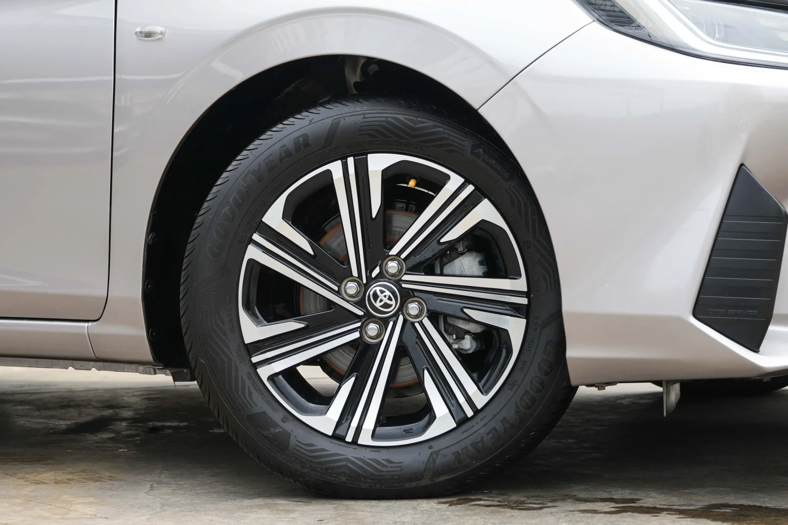 2024 Toyota Yaris Ativ 1.2 (ปี 22-28) Smart Sedan #4ขฎ-3856 - Image 9