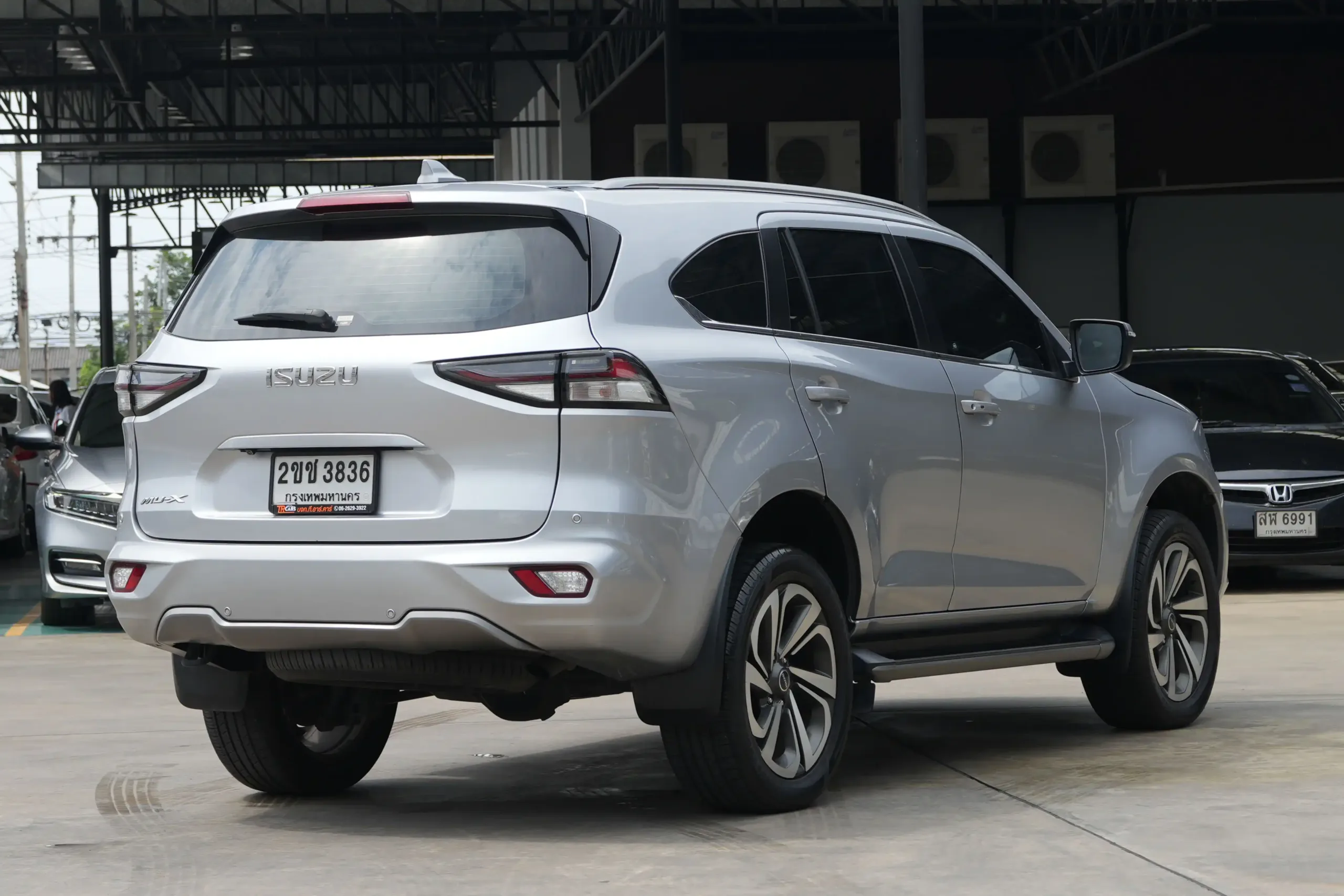 2021 Isuzu MU-X 3.0 (ปี 20-26) Ultimate SUV #2ขช-3836 - Image 11