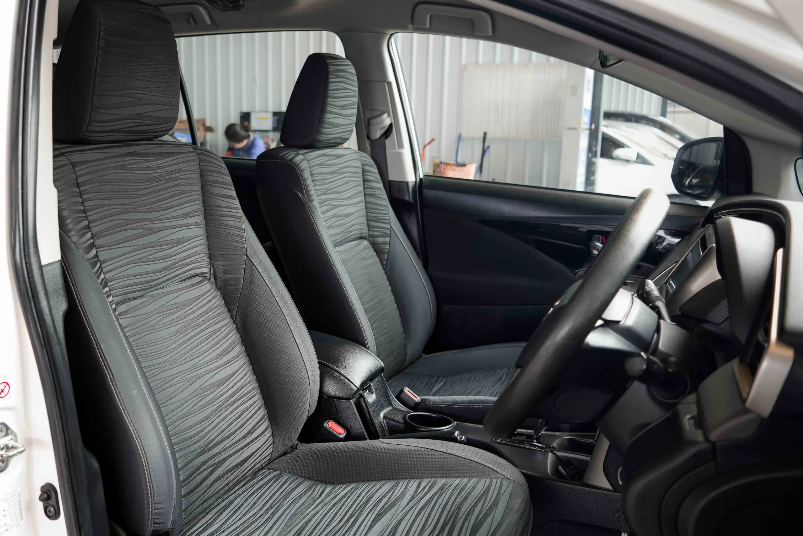2019 Toyota INNOVA 2.8 (ปี 16-22) Crysta G Wagon #9กฒ-4497 - Image 14