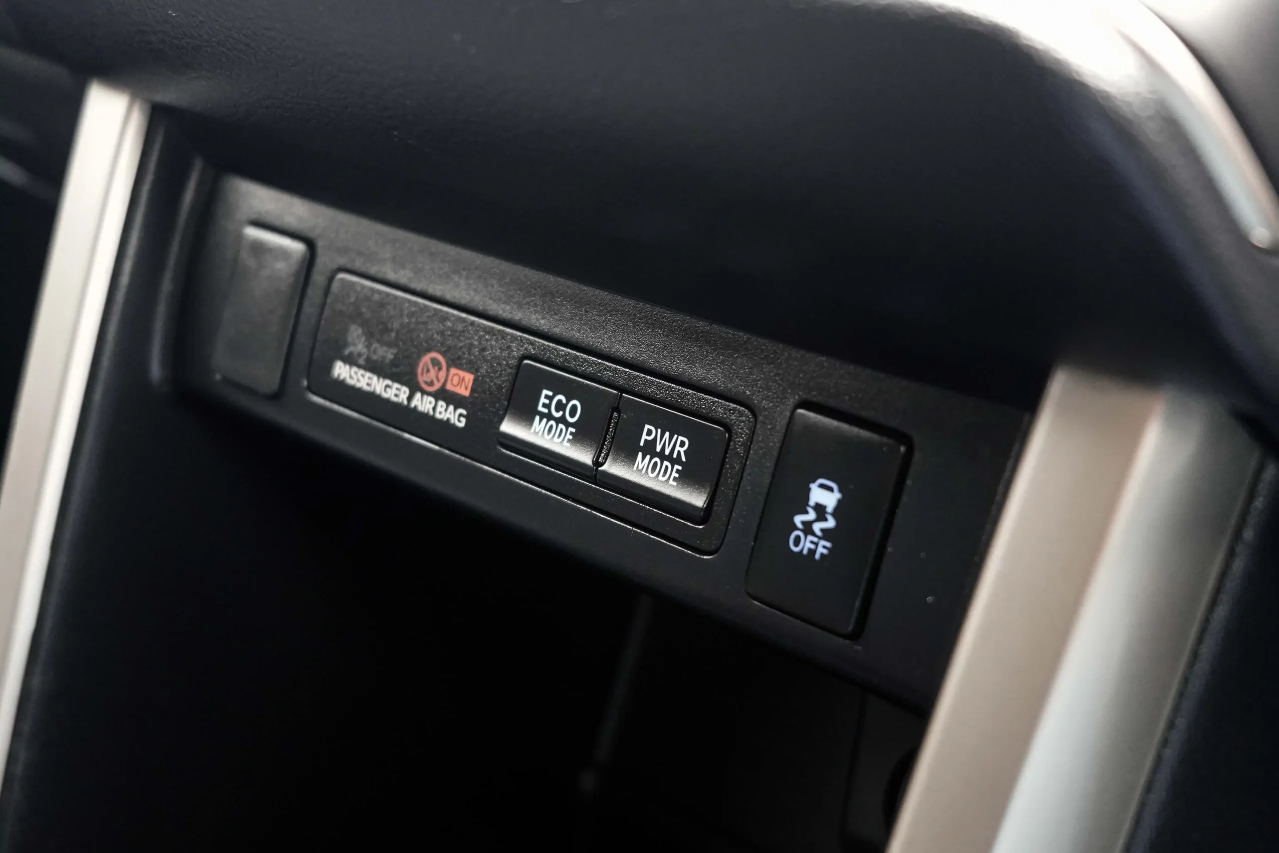 2019 Toyota INNOVA 2.8 (ปี 16-22) Crysta G Wagon #9กฒ-4497 - Image 13