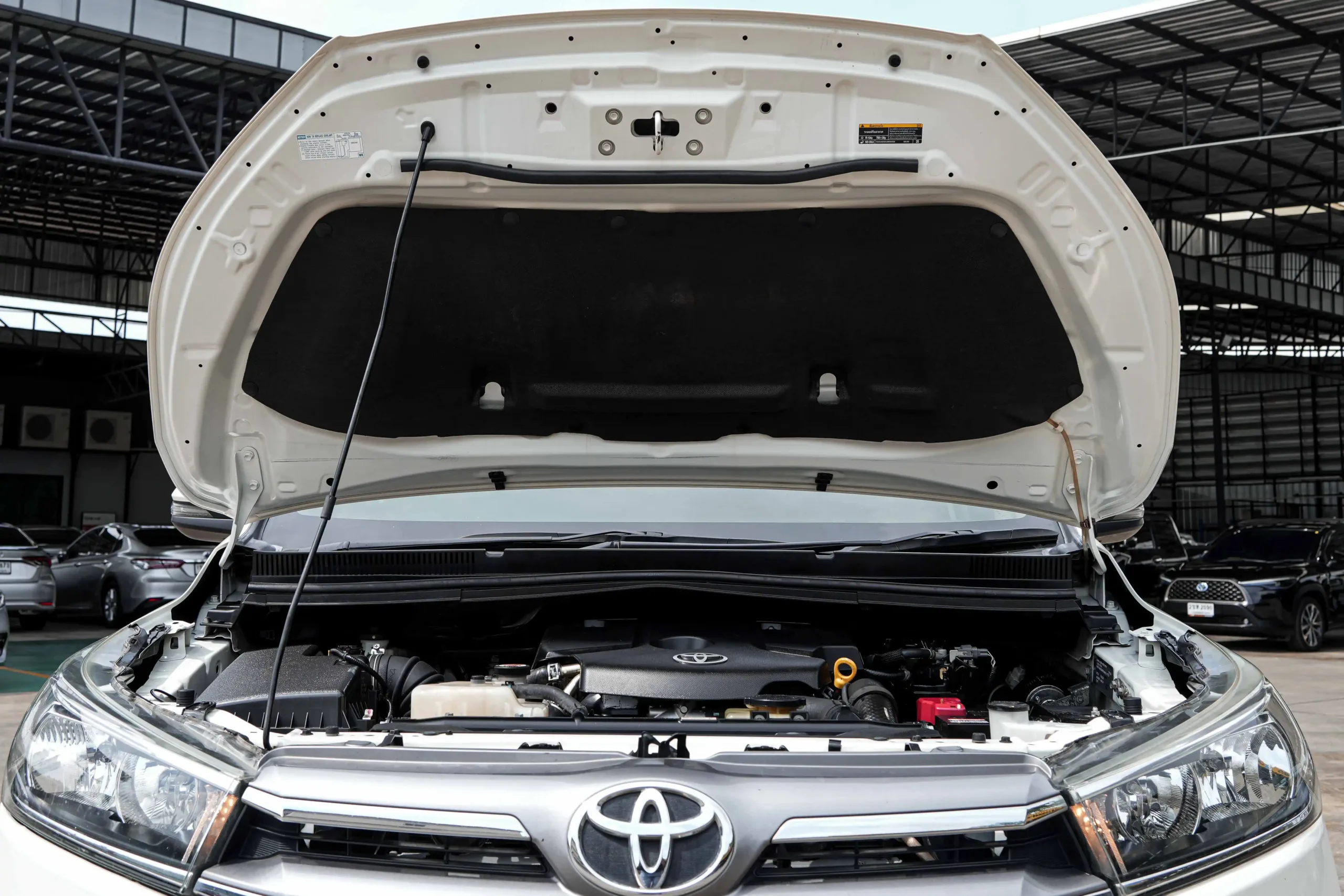 2019 Toyota INNOVA 2.8 (ปี 16-22) Crysta G Wagon #9กฒ-4497 - Image 32