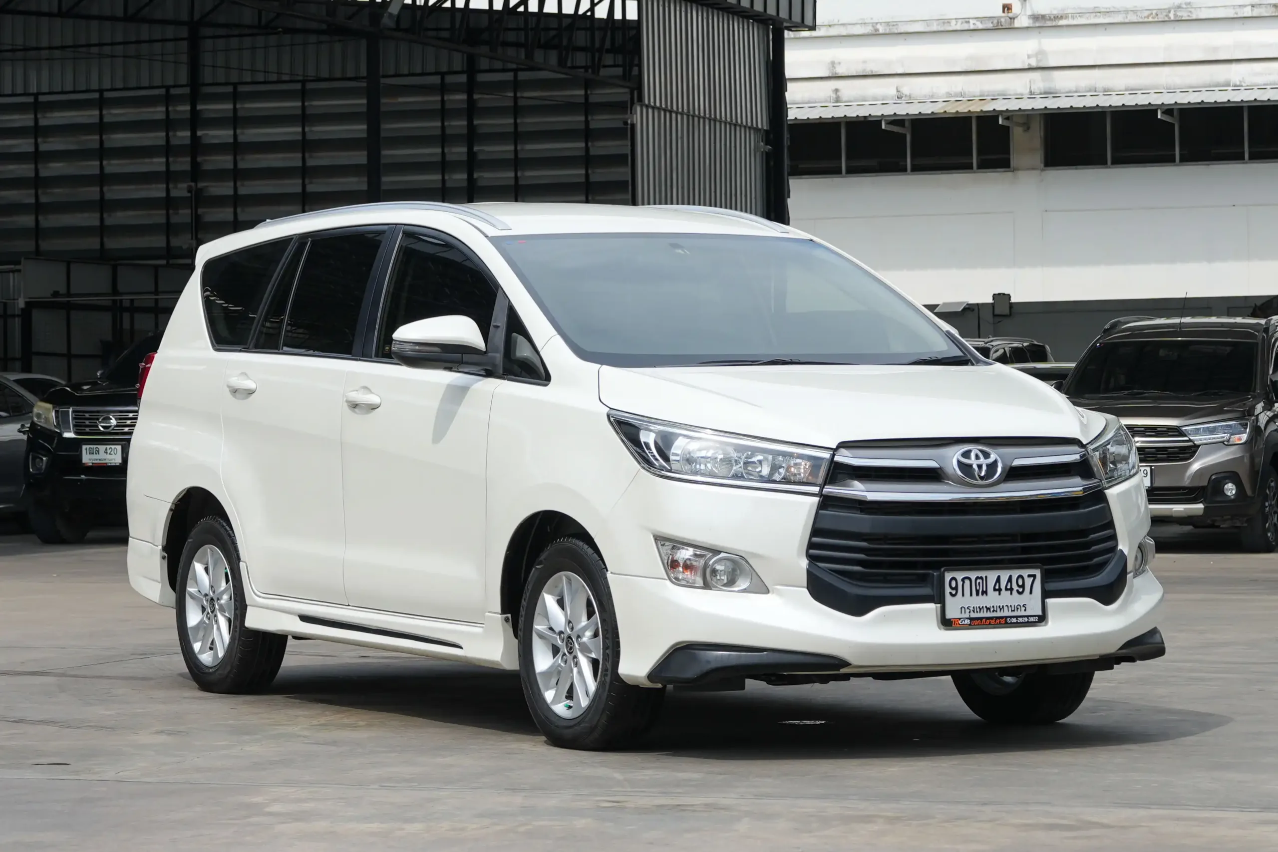 2019 Toyota INNOVA 2.8 (ปี 16-22) Crysta G Wagon #9กฒ-4497 - Image 2