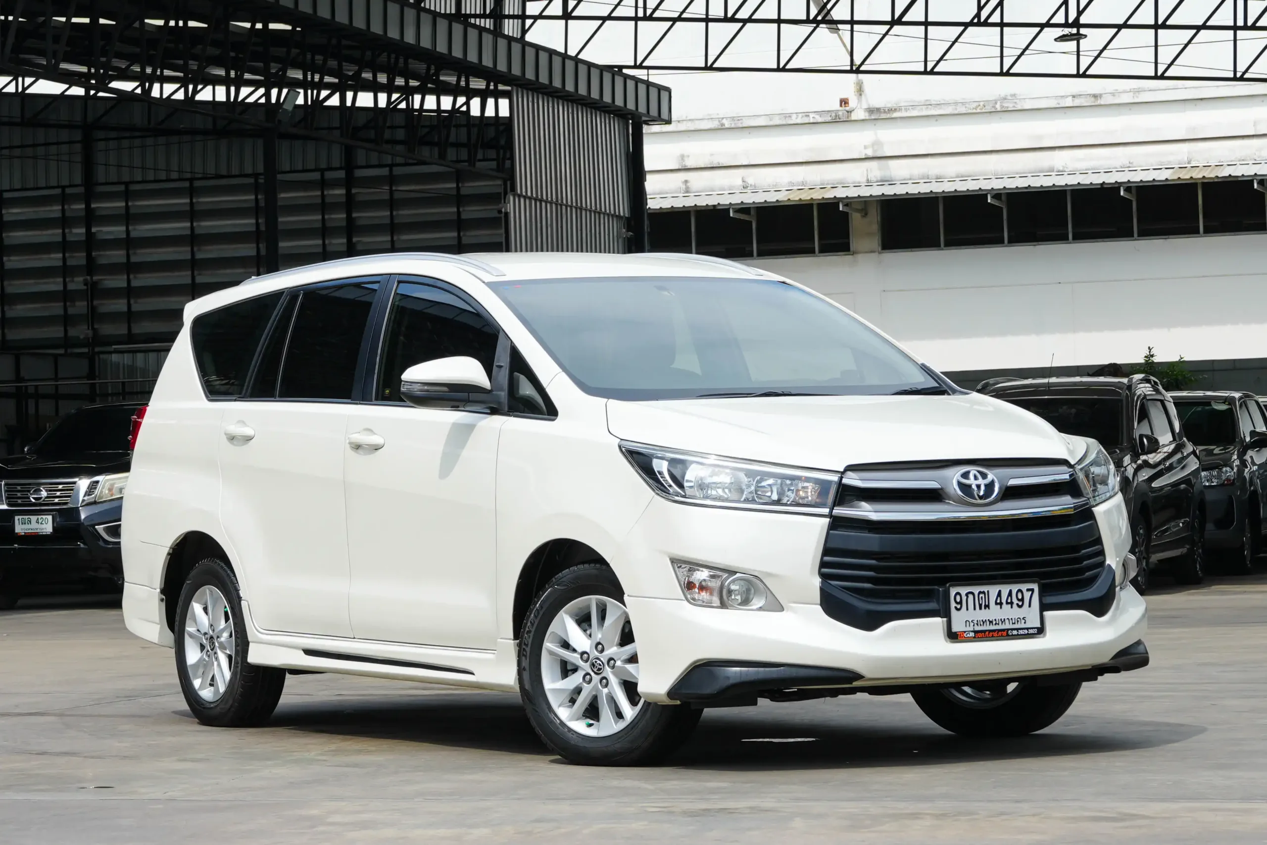 2019 Toyota INNOVA 2.8 (ปี 16-22) Crysta G Wagon #9กฒ-4497 - Image 10