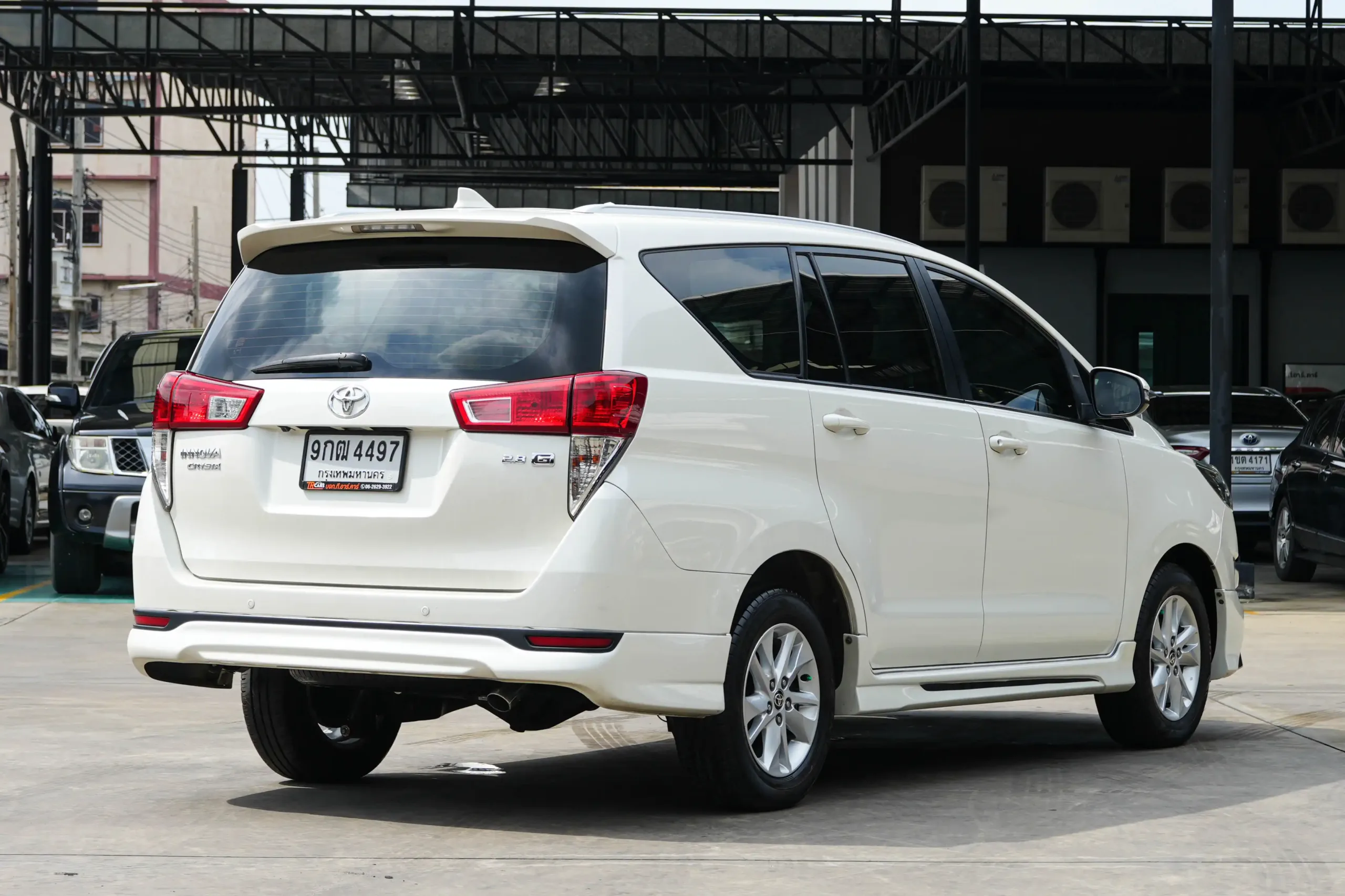 2019 Toyota INNOVA 2.8 (ปี 16-22) Crysta G Wagon #9กฒ-4497 - Image 7