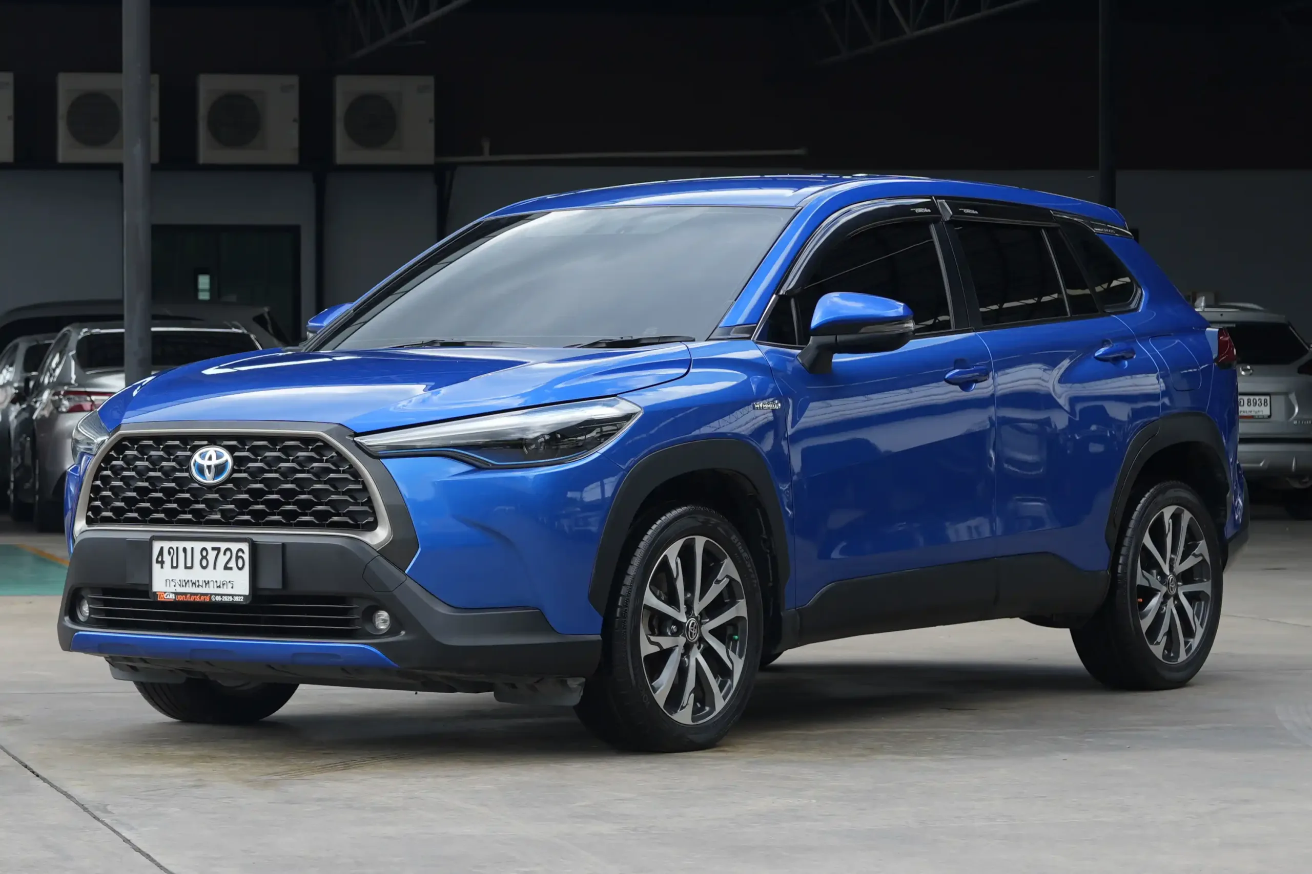 2023 Toyota Corolla Cross 1.8 (ปี 20-26) Hybrid Premium SUV #4ขบ-8726 - Image 2