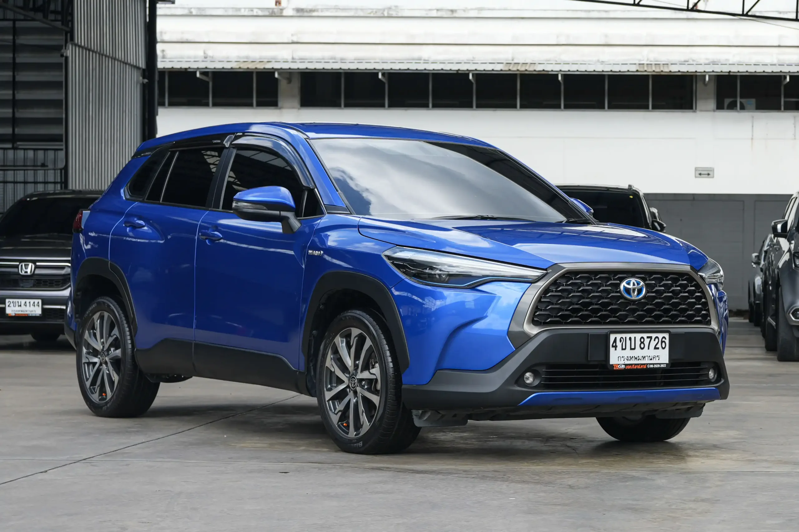 2023 Toyota Corolla Cross 1.8 (ปี 20-26) Hybrid Premium SUV #4ขบ-8726 - Image 3