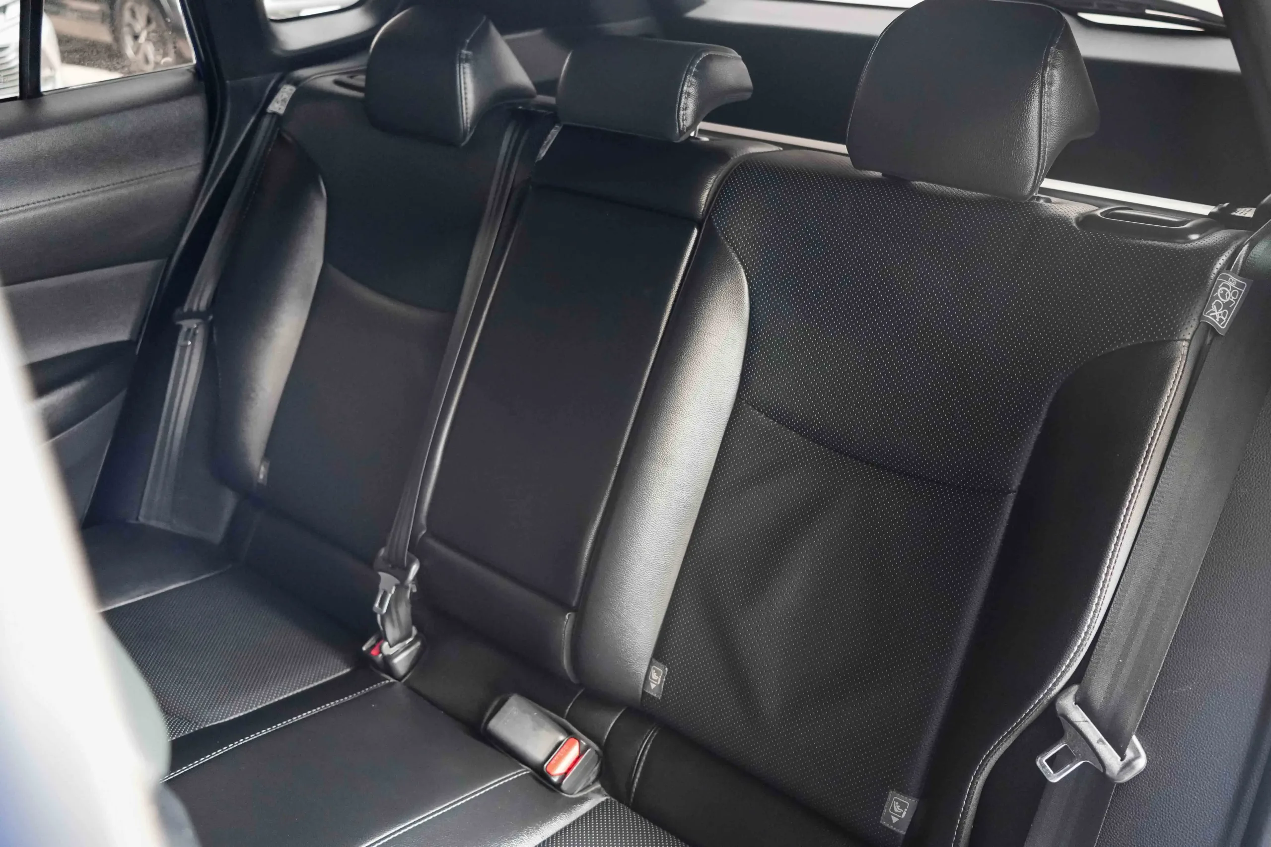 2023 Toyota Corolla Cross 1.8 (ปี 20-26) Hybrid Premium SUV #4ขบ-8726 - Image 24