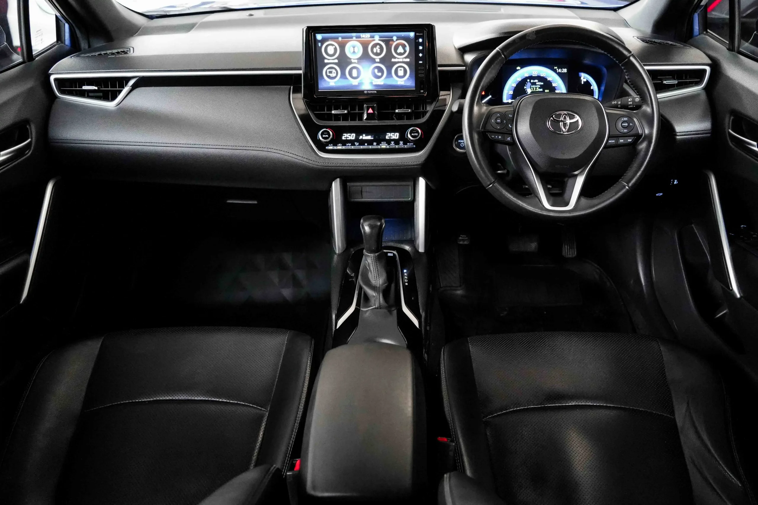 2023 Toyota Corolla Cross 1.8 (ปี 20-26) Hybrid Premium SUV #4ขบ-8726 - Image 14