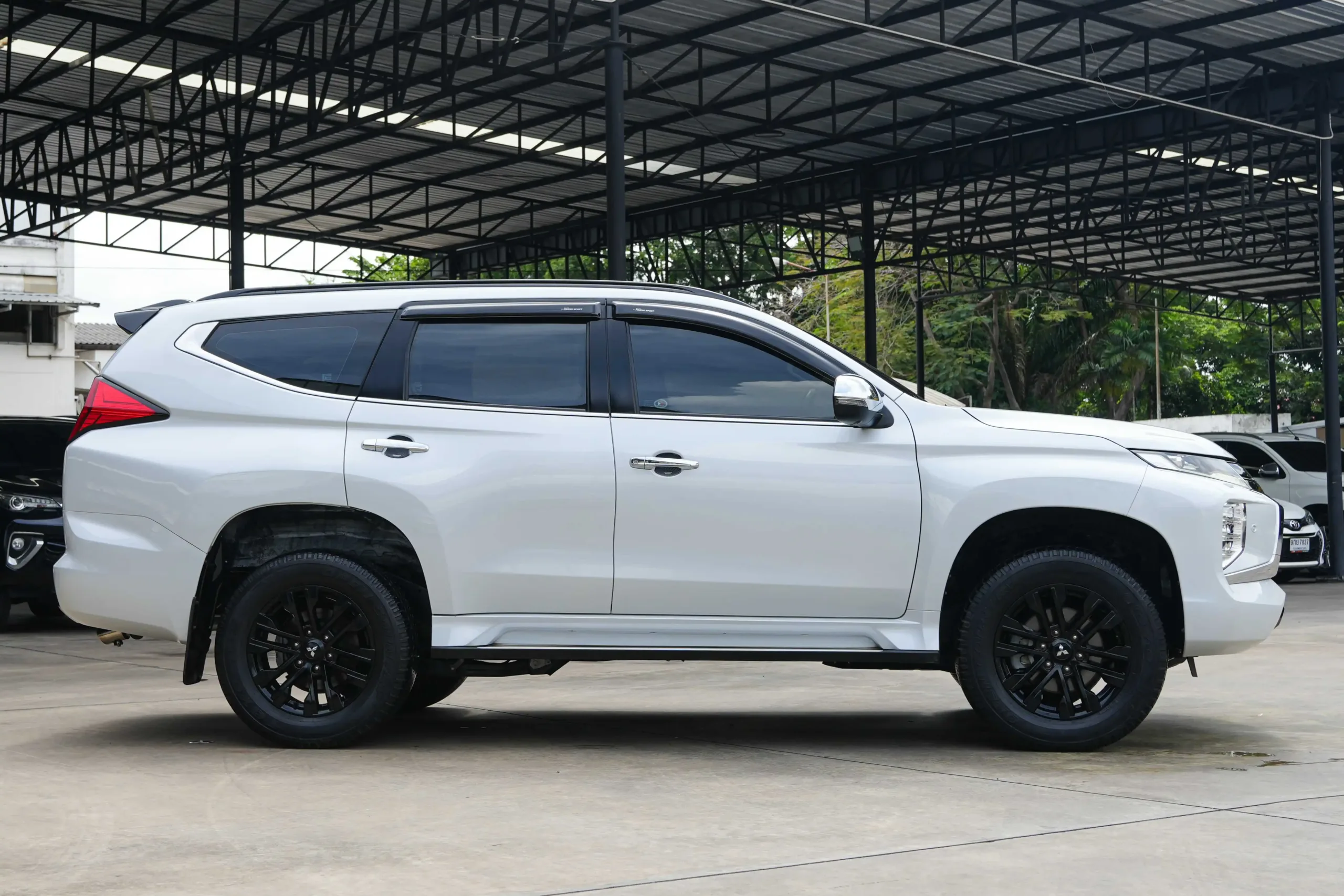 2023 Mitsubishi PAJERO SPORT 2.4 (ปี 19-25) GT Premium Elite Edition SUV #3ขษ-6632 - Image 8