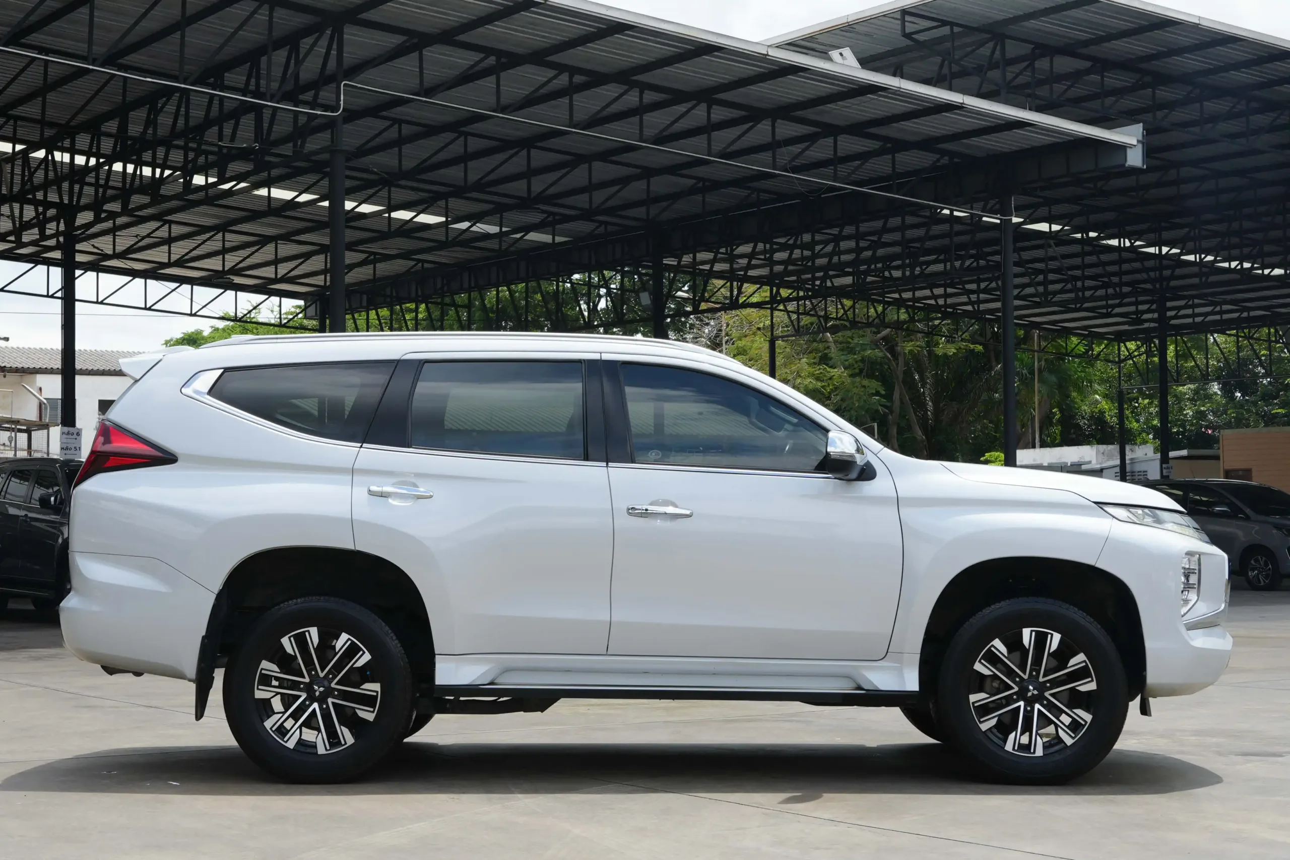 2022 Mitsubishi PAJERO SPORT 2.4 (ปี 19-25) GT Plus SUV #3ขข-9284 - Image 5