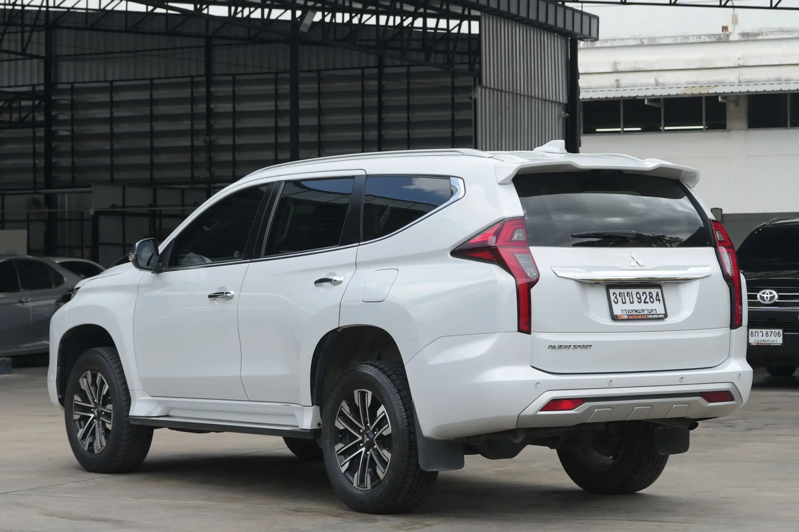 2022 Mitsubishi PAJERO SPORT 2.4 (ปี 19-25) GT Plus SUV #3ขข-9284 - Image 9