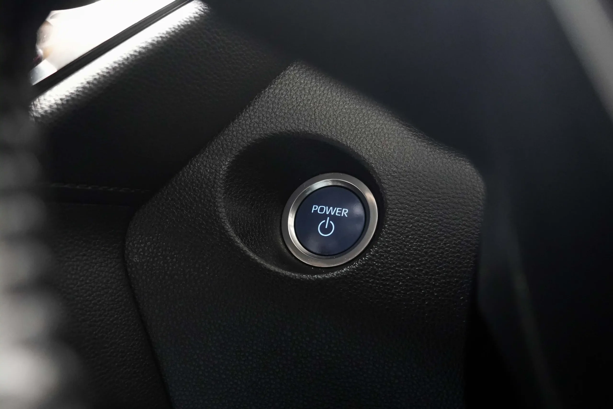 2023 Toyota Corolla Cross 1.8 (ปี 20-26) Hybrid Premium SUV #4ขพ-1391 - Image 19