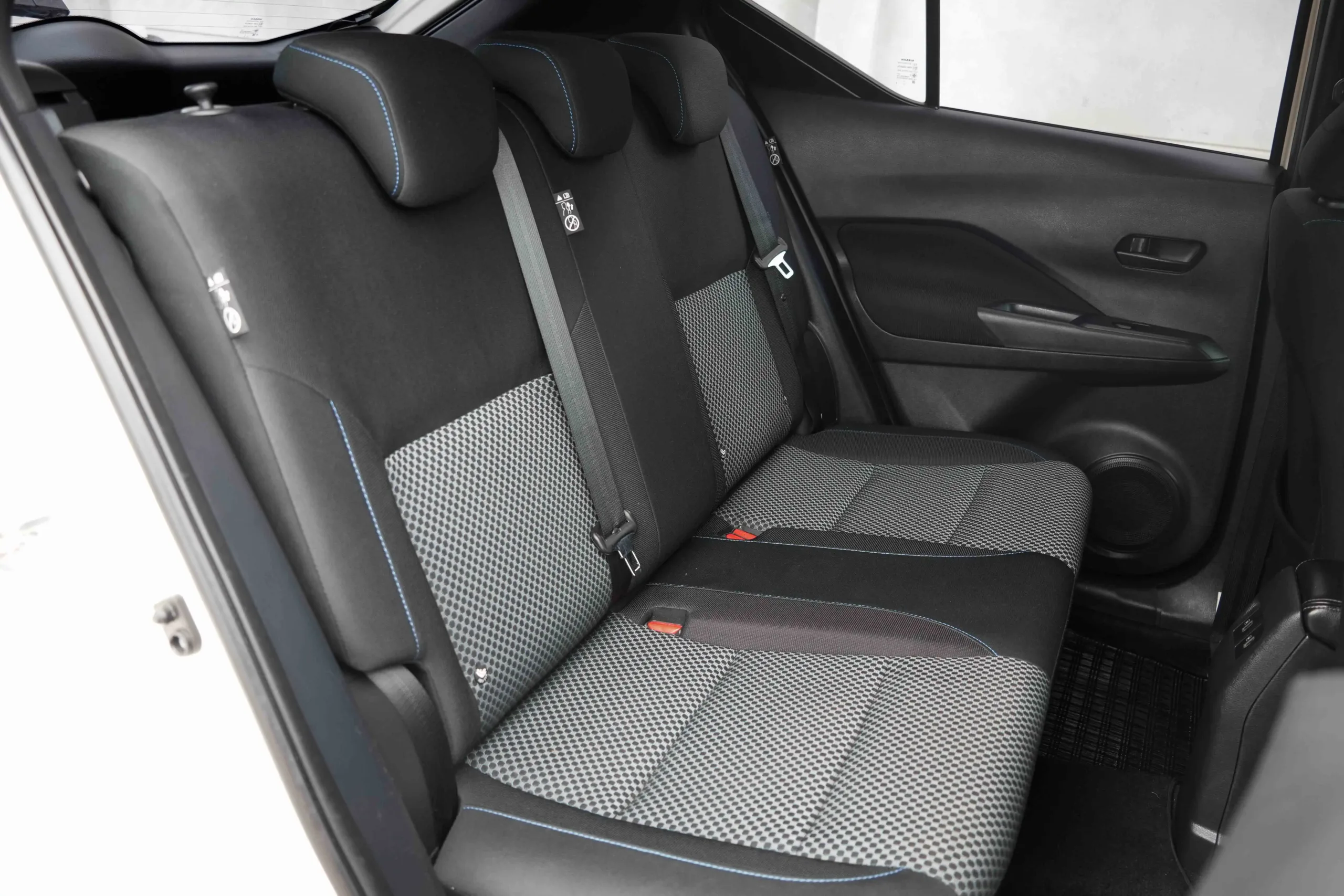 2023 Nissan Kicks 1.2 (ปี 20-26) E SUV #3ขร-3032 - Image 21