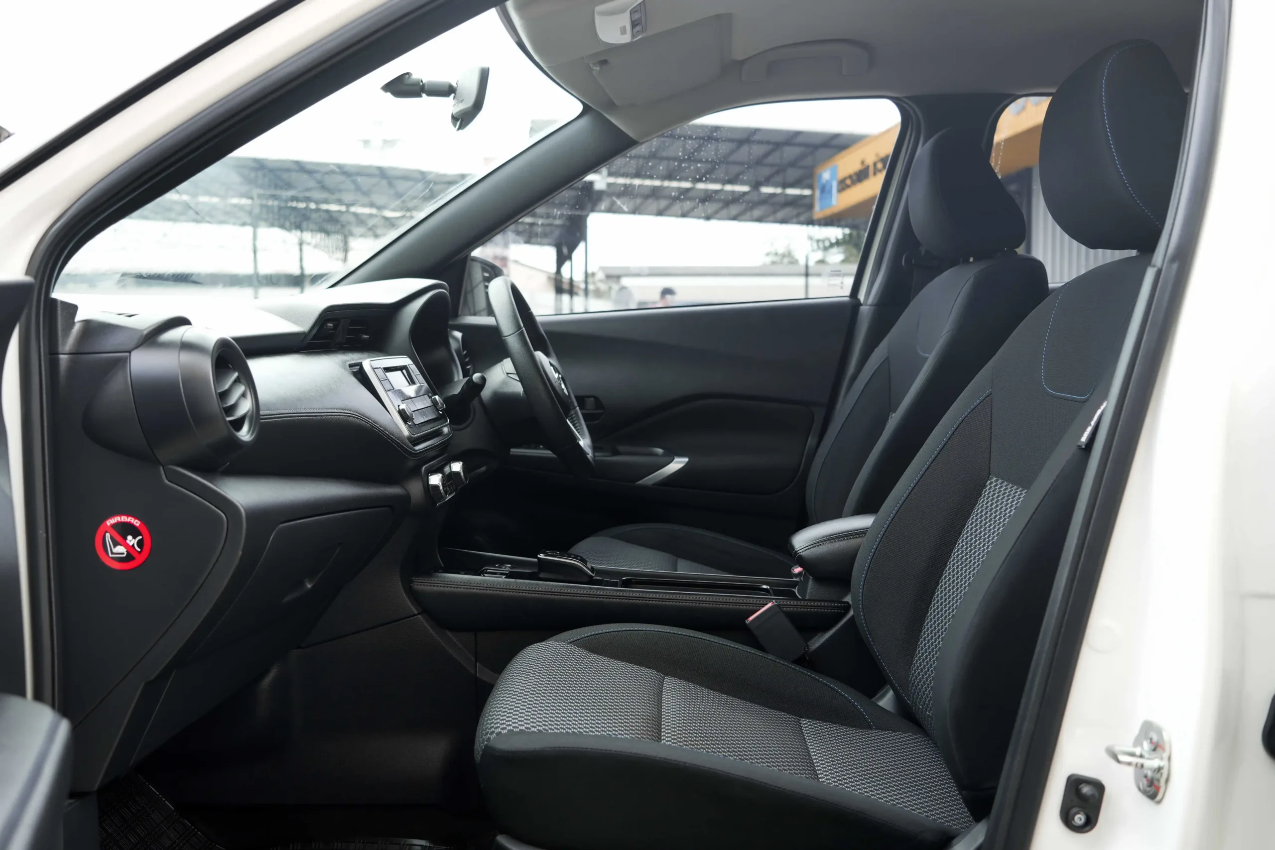 2023 Nissan Kicks 1.2 (ปี 20-26) E SUV #3ขร-3032 - Image 26
